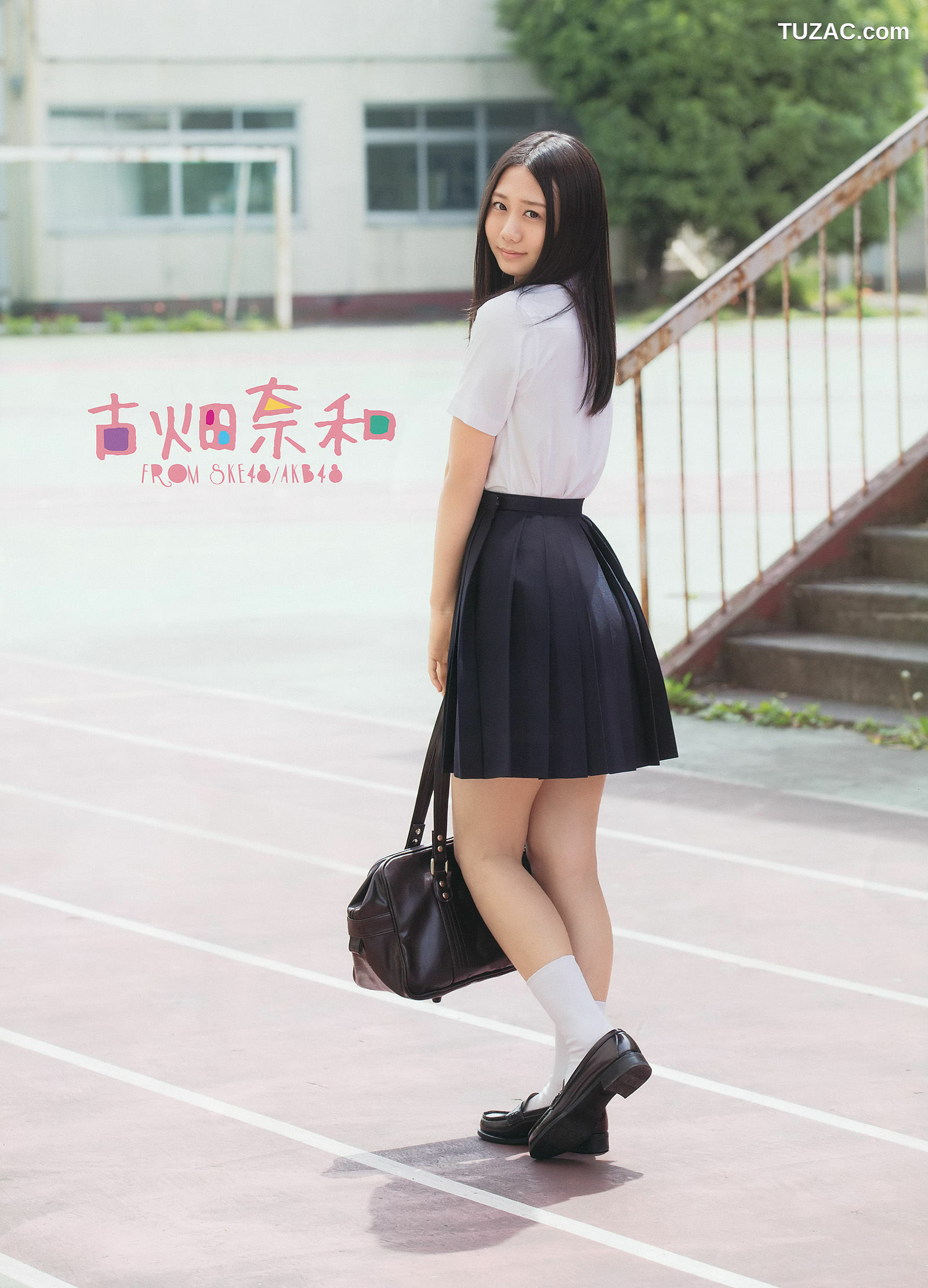 Young Gangan杂志写真_ 古畑奈和 X21 山地まり 2014年No.15 写真杂志[25P]