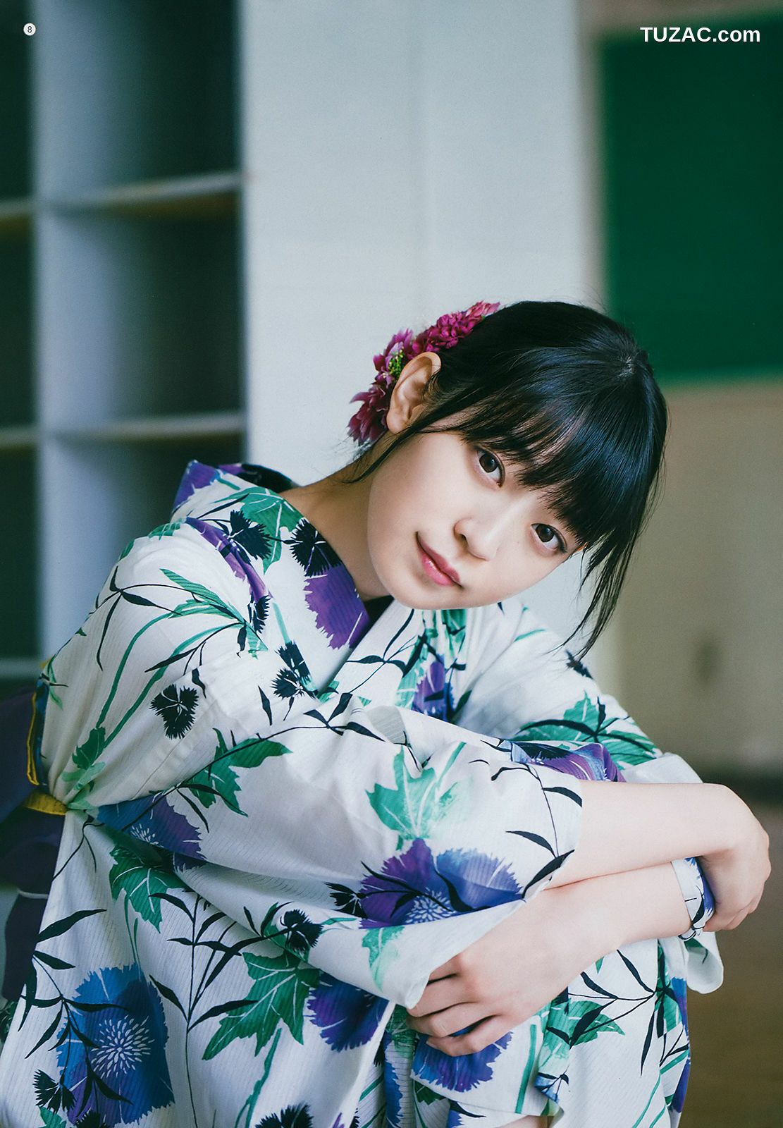 Young Gangan杂志写真_ 大園桃子 阪口珠美 2018年No.15 写真杂志[20P]