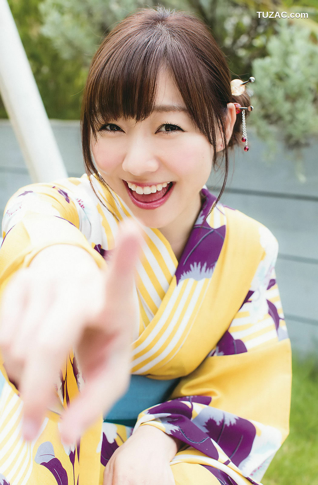 Young Gangan杂志写真_ 小畑優奈 2017年No.16 写真杂志[35P]