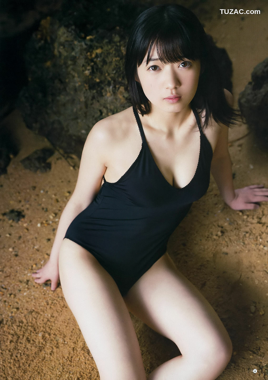 Young Gangan杂志写真_ 山岸理子 みうらうみ 2018年No.05 写真杂志[15P]