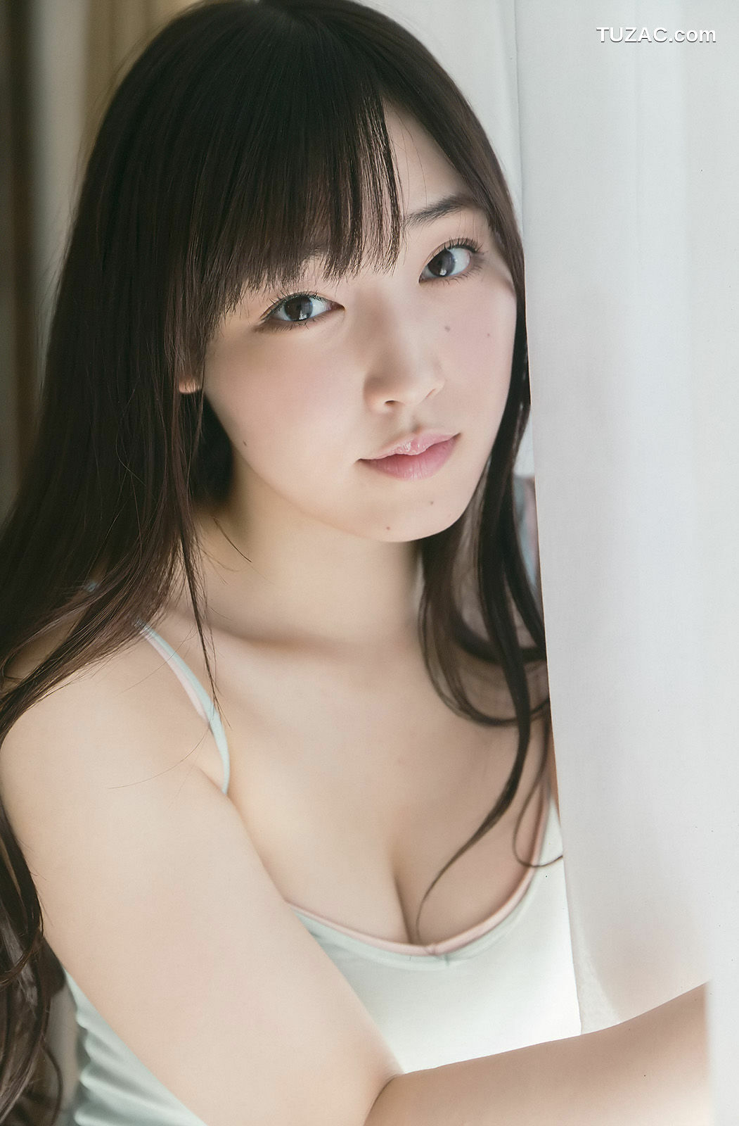 Young Gangan杂志写真_ 譜久村聖 MIYU 2017年No.20 写真杂志[37P]