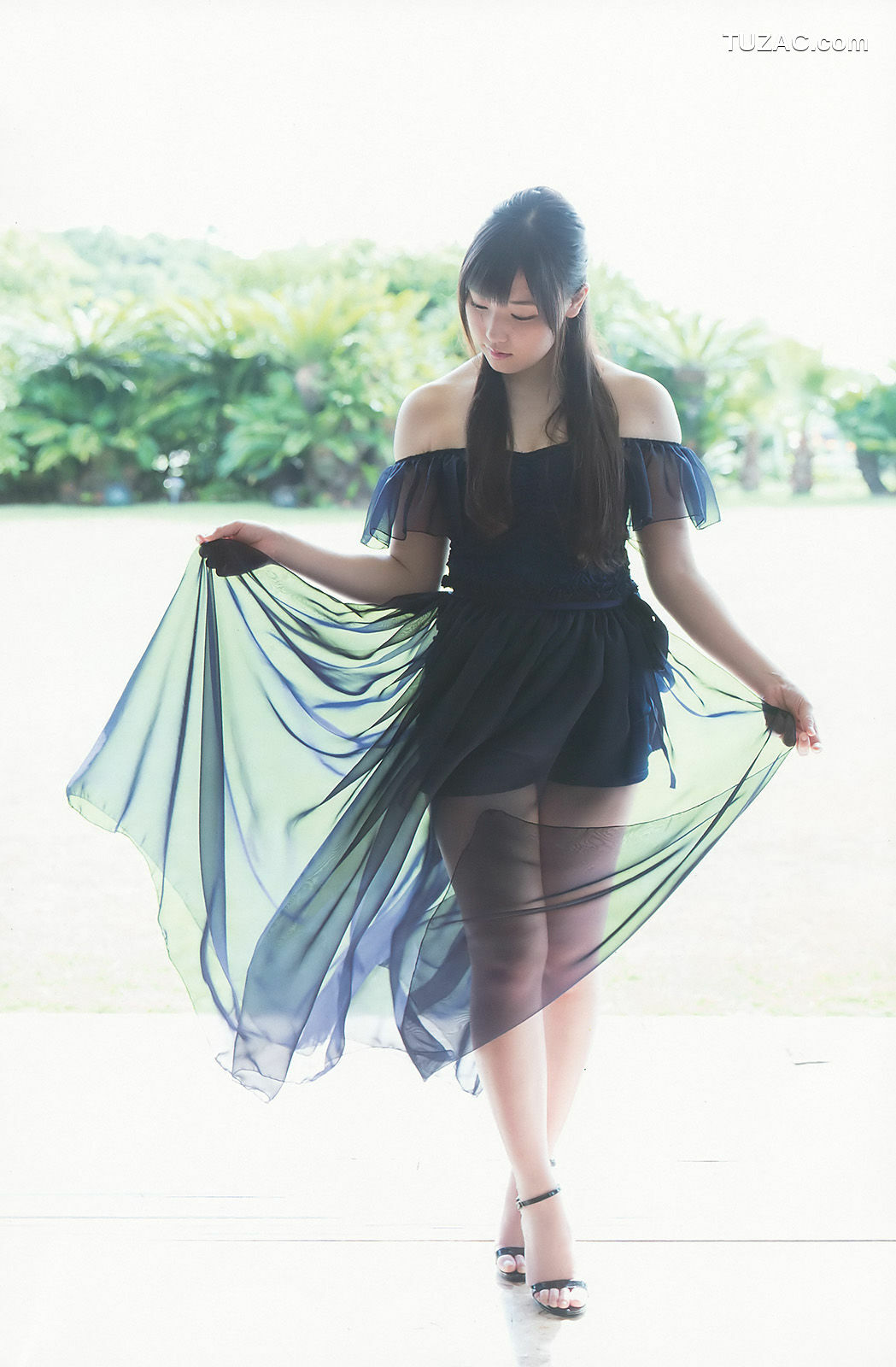 Young Gangan杂志写真_ 譜久村聖 MIYU 2017年No.20 写真杂志[37P]