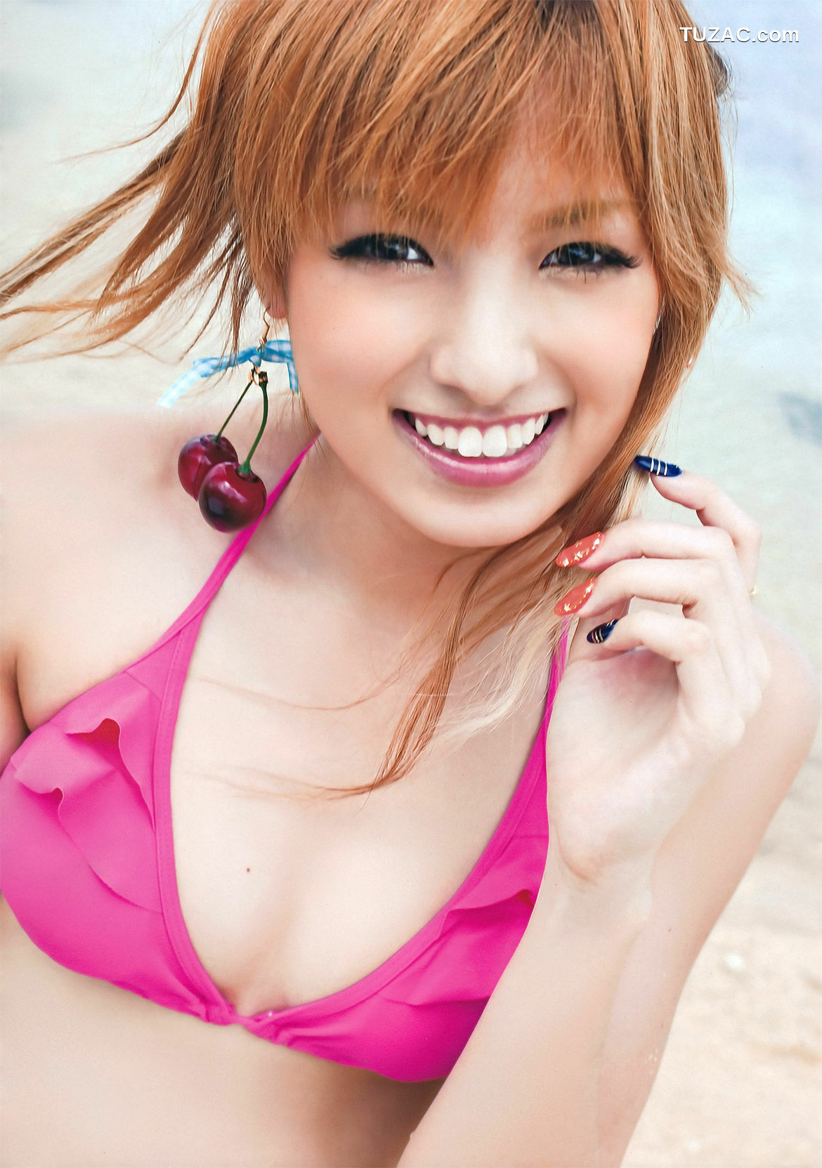 Young Magazine杂志写真_ 南明奈 奥仲麻琴 麻倉みな 2011年No.49 写真杂志[16P]