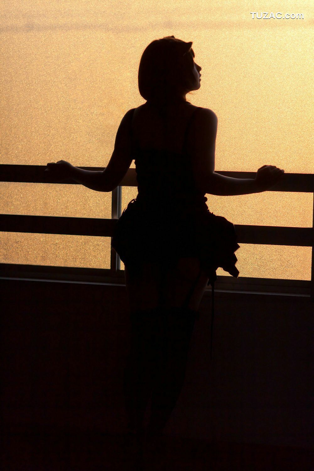 日本CosPlay_Enako(えなこ) Enacat(エナキャット)・Black 写真集[120P]
