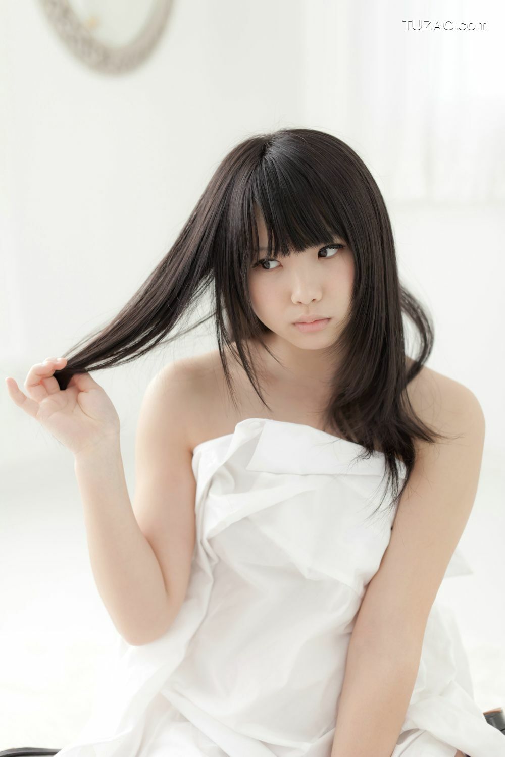 日本CosPlay_Enako(えなこ) School Girl (女子校生) 写真集[130P]