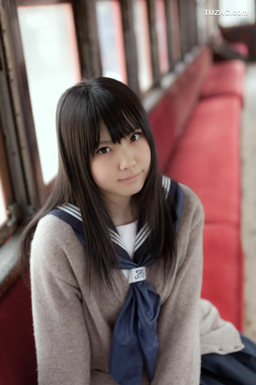 日本CosPlay_Enako(えなこ) School Girl (女子校生) 写真集[130P]