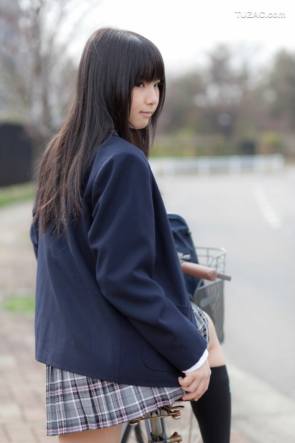 日本CosPlay_Enako(えなこ) School Girl (女子校生) 写真集[130P]