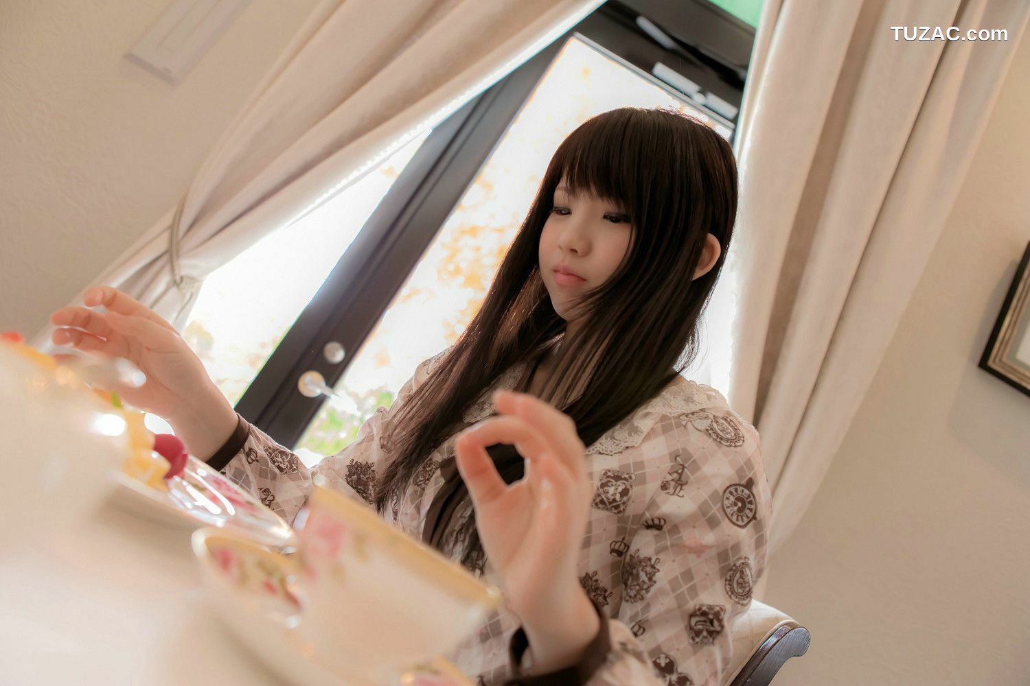 日本CosPlay_Enako(えなこ) 写真集[80P]