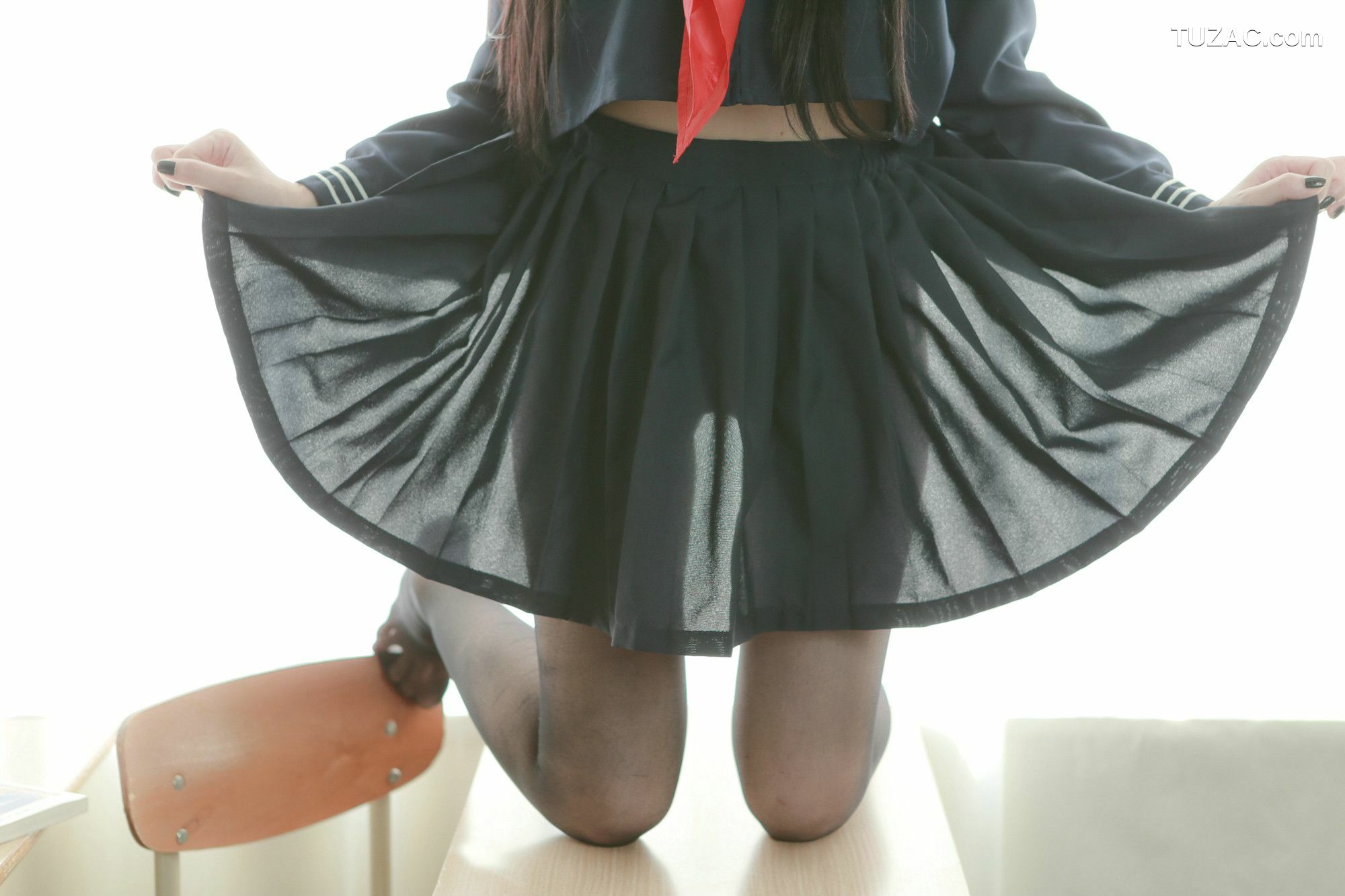 日本CosPlay_LeChat(るしゃ) School Girl(女子校生) 写真集[100P]