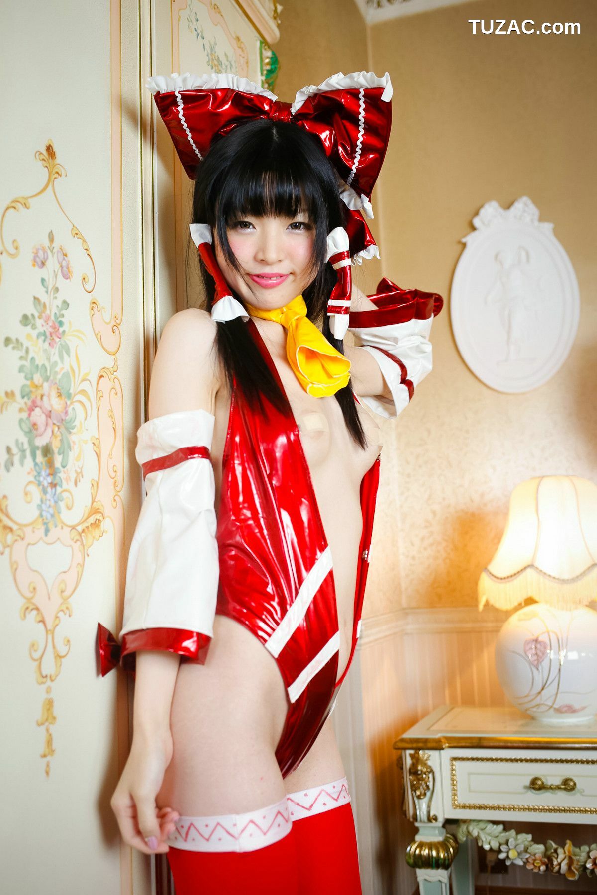 日本CosPlay_Nagomi(なごみ) 《東方Project》博麗霊夢 写真集[48P]