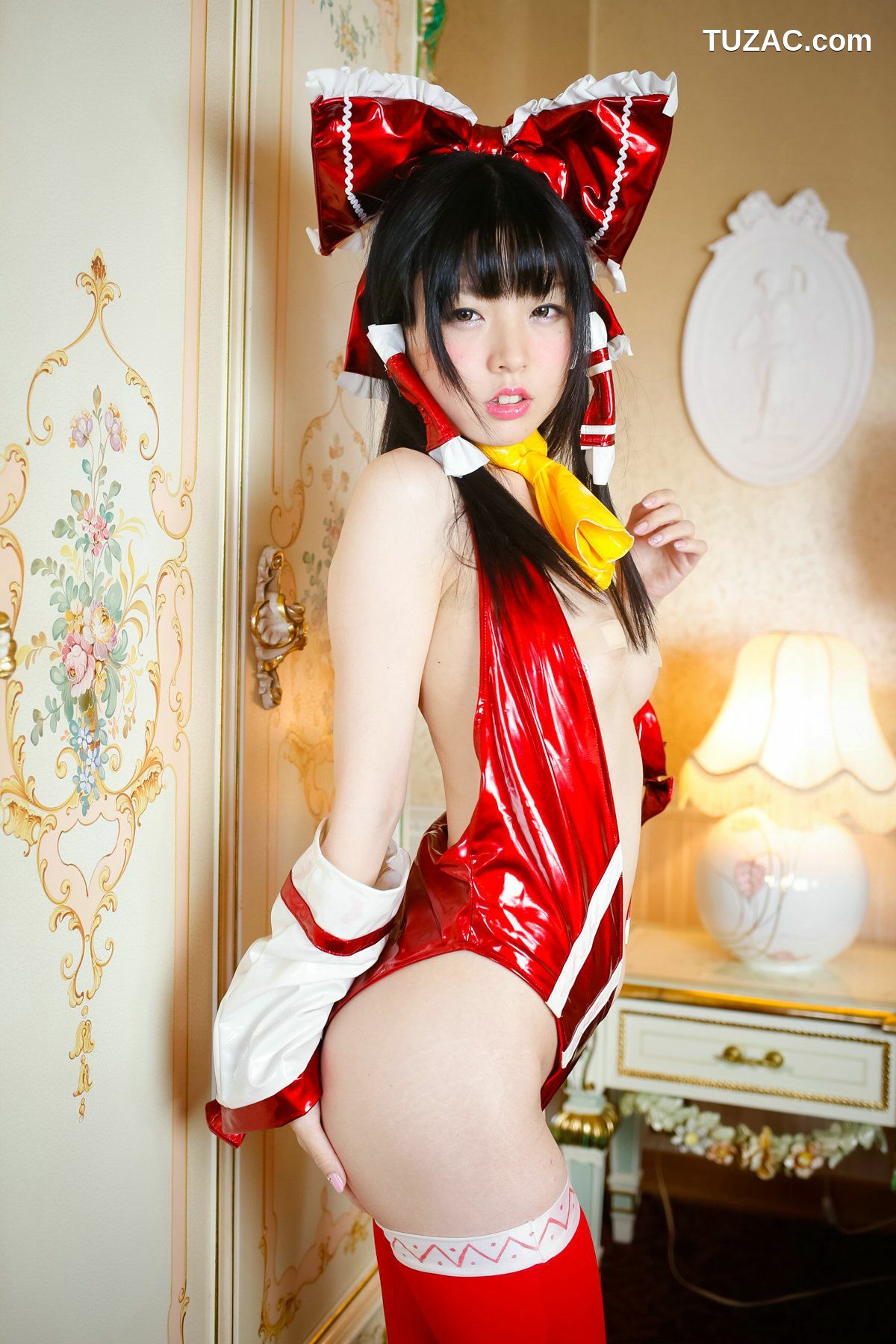 日本CosPlay_Nagomi(なごみ) 《東方Project》博麗霊夢 写真集[48P]