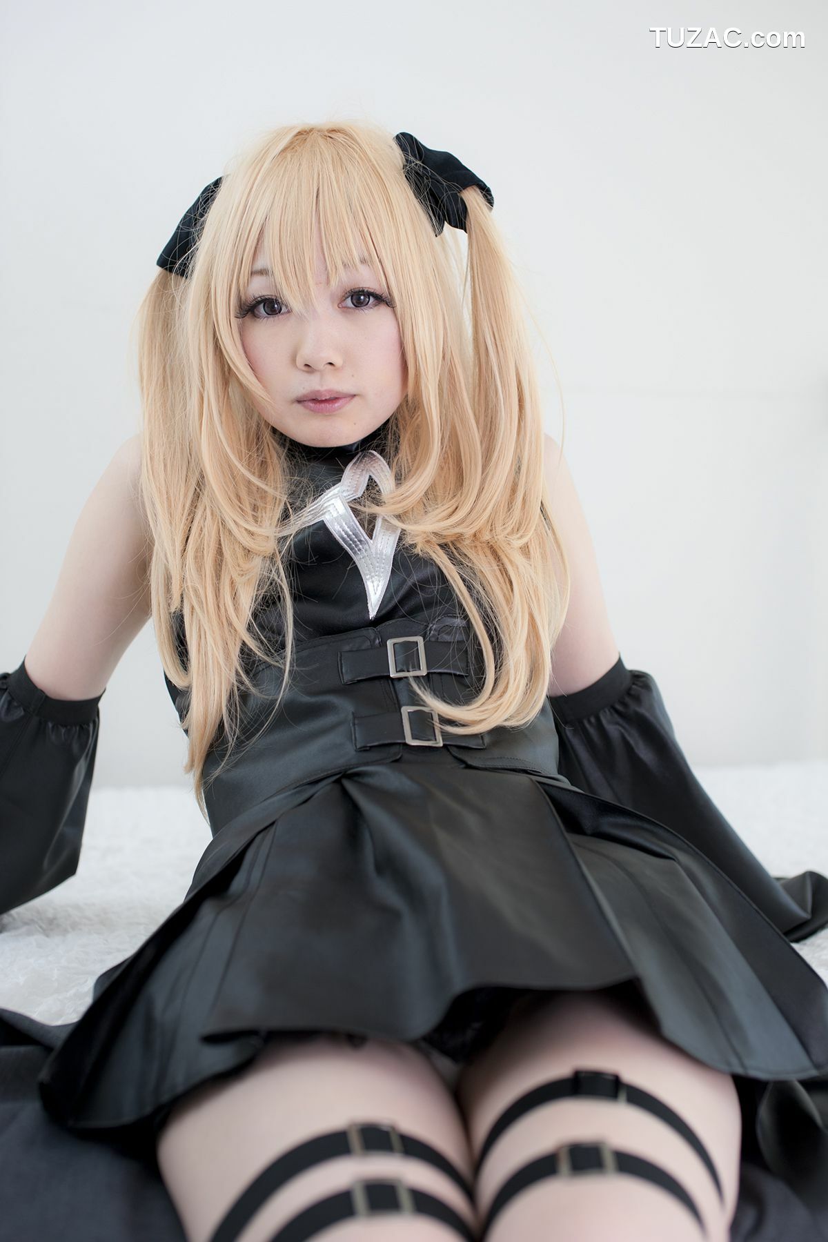 日本CosPlay_Shizuku(しずく) 《To Love-Ru》金色の闇 写真集[57P]