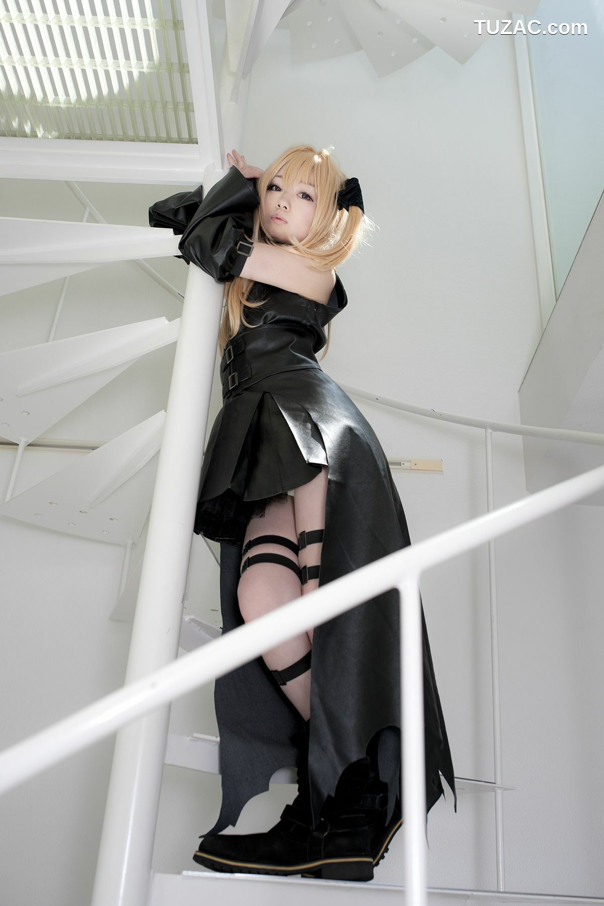 日本CosPlay_Shizuku(しずく) 《To Love-Ru》金色の闇 写真集[57P]