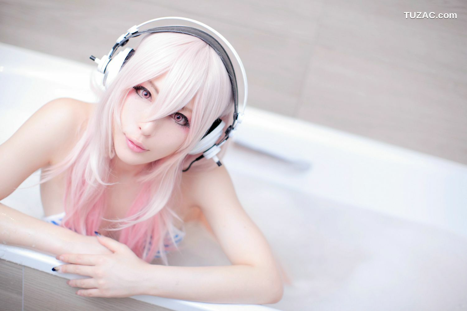日本CosPlay_Usagi 《Sonicomi 》Super Sonico 写真集[99P]