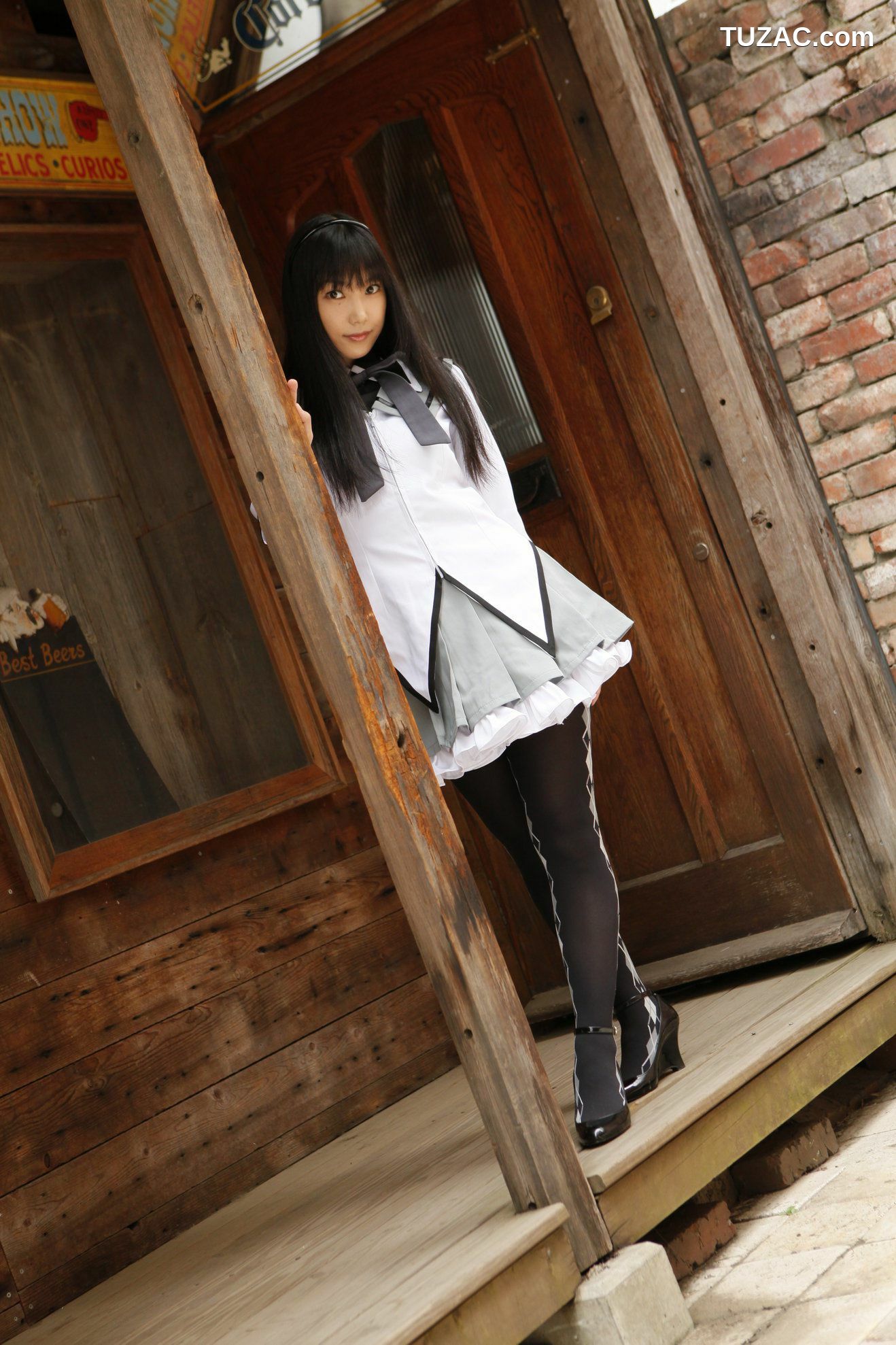 日本CosPlay_れんふりーど&amp;うしじまいい肉&amp;つくし&amp;ぷで&amp;★みーや★ 《魔法少女まどか☆マギカ》  写真集[105P]