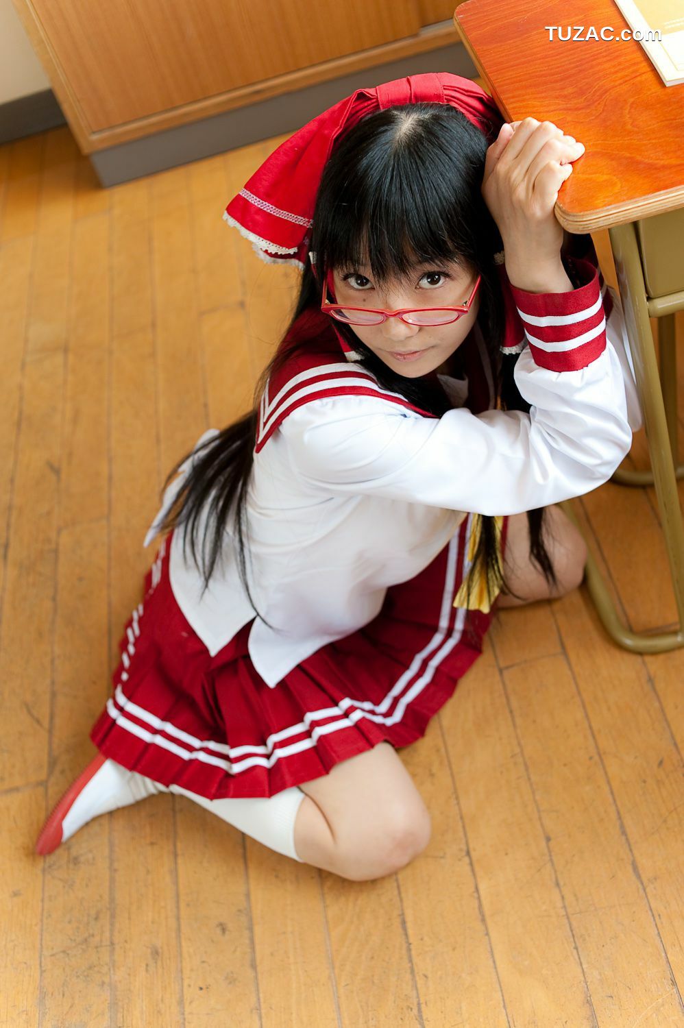 日本CosPlay_れんふりーど《東方Project》博麗霊夢 写真集[100P]