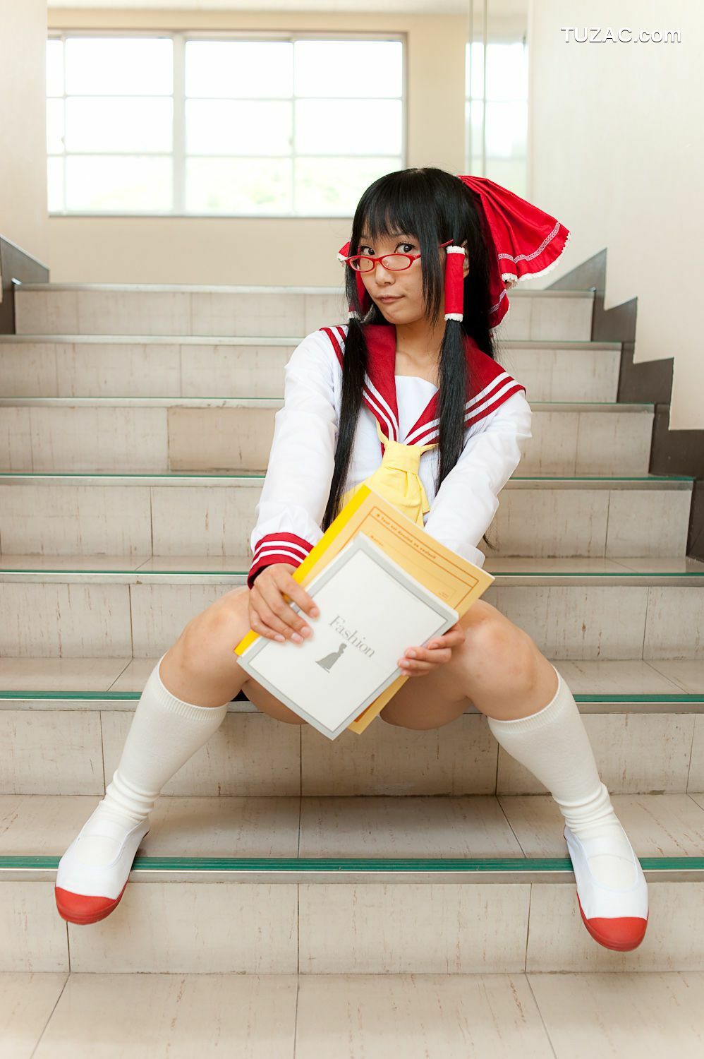 日本CosPlay_れんふりーど《東方Project》博麗霊夢 写真集[100P]