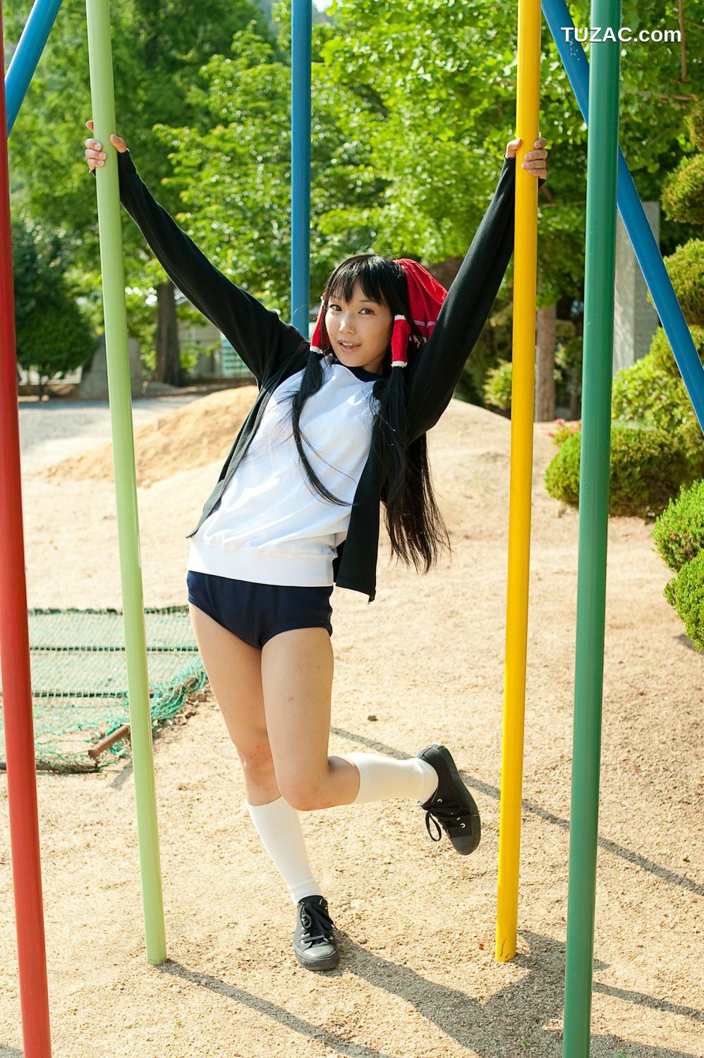 日本CosPlay_れんふりーど《東方Project》博麗霊夢 写真集[100P]