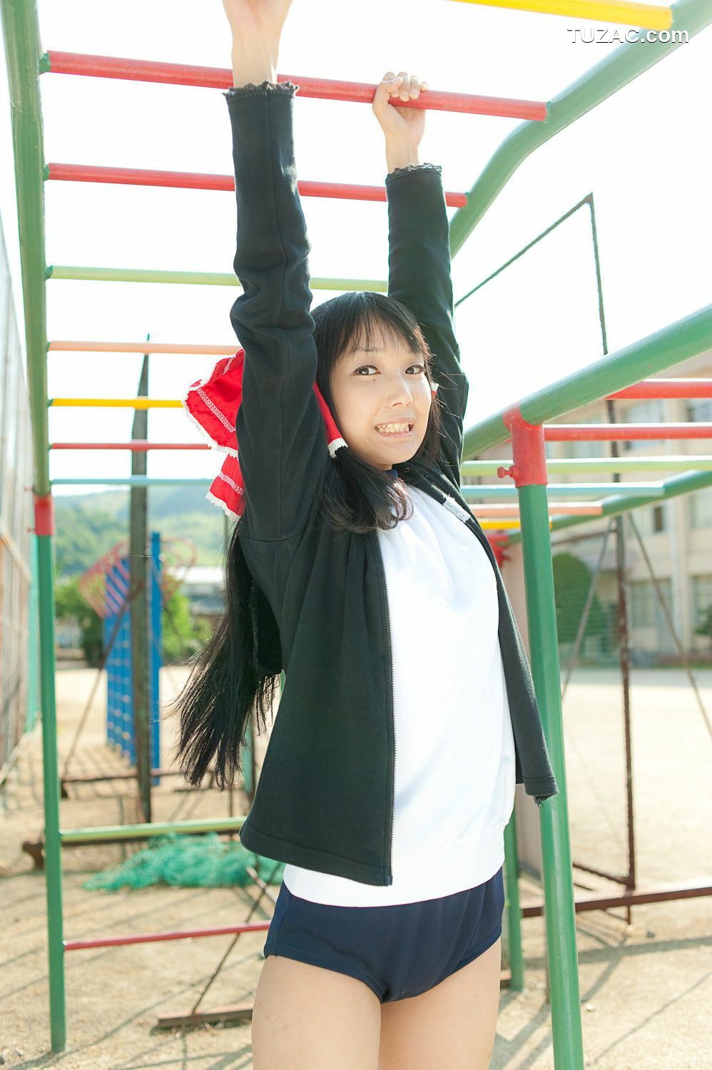 日本CosPlay_れんふりーど《東方Project》博麗霊夢 写真集[100P]