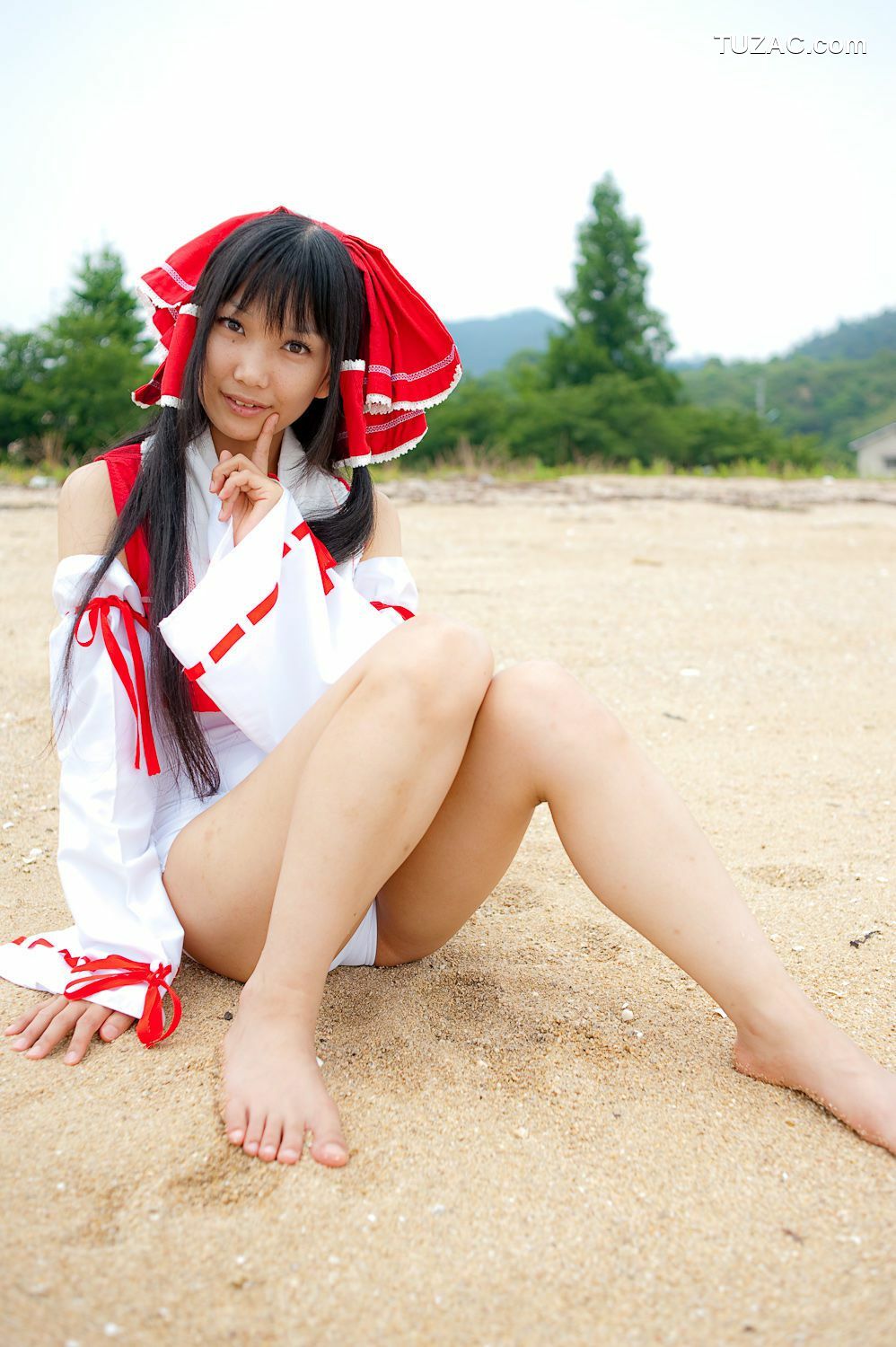 日本CosPlay_れんふりーど《東方Project》博麗霊夢 写真集[100P]