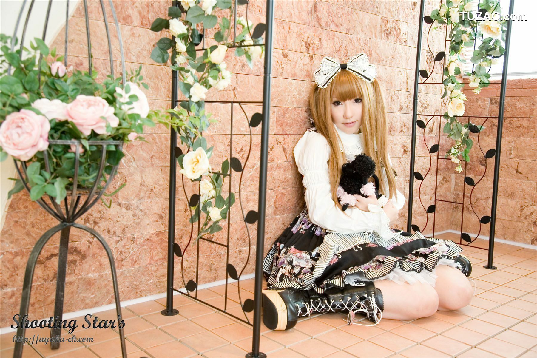 日本CosPlay_サク (Saku) 《Gothic Lolita(ゴスロリ)》 写真集[100P]