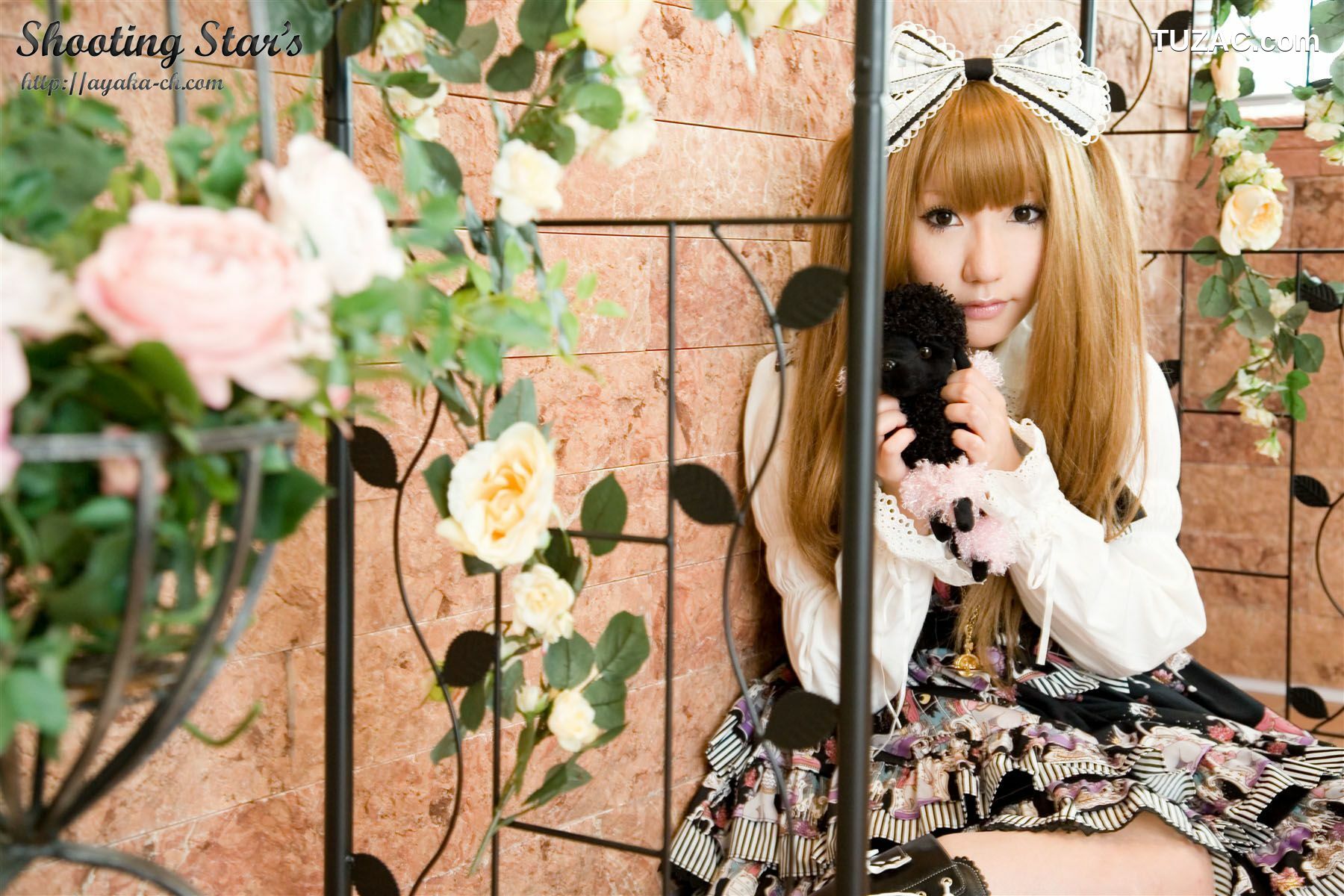 日本CosPlay_サク (Saku) 《Gothic Lolita(ゴスロリ)》 写真集[100P]
