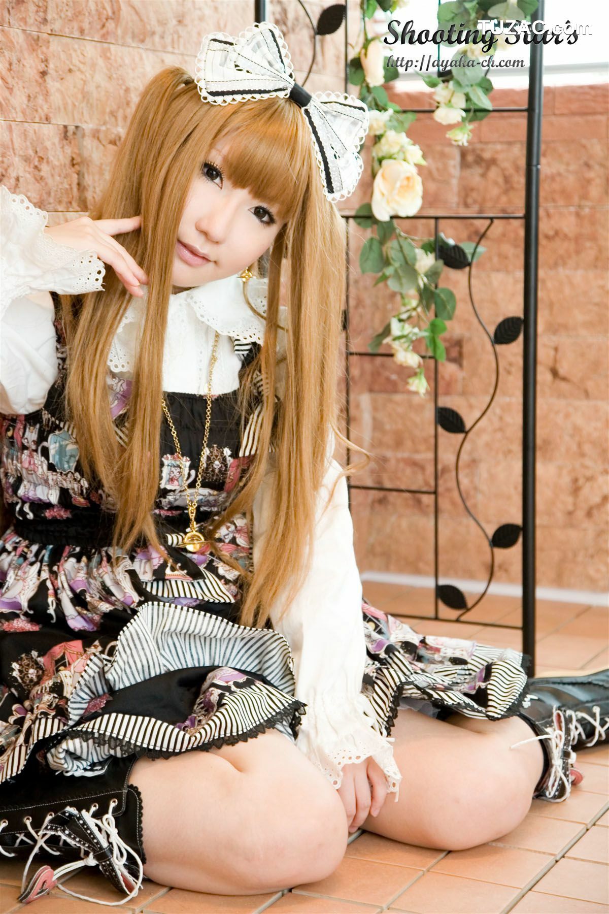 日本CosPlay_サク (Saku) 《Gothic Lolita(ゴスロリ)》 写真集[100P]