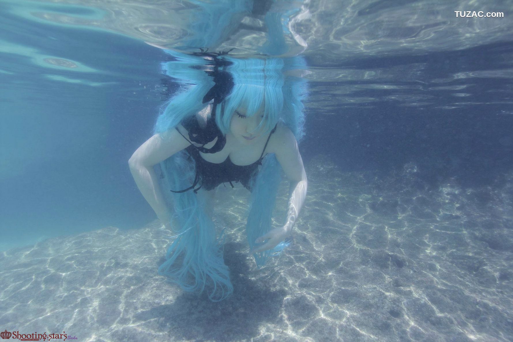 日本CosPlay_サク (Saku) 《VOCALOID》Miku+GUMI+MEIKO 写真集[119P]