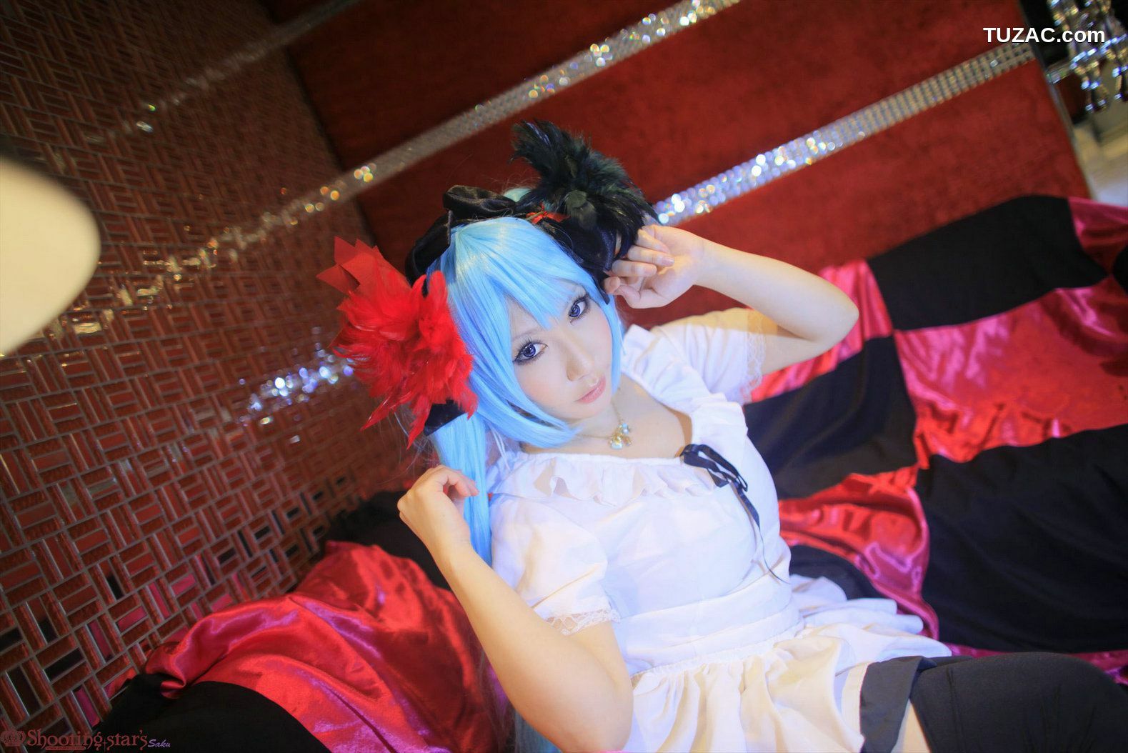 日本CosPlay_サク (Saku) 《VOCALOID》Miku+GUMI+MEIKO 写真集[119P]