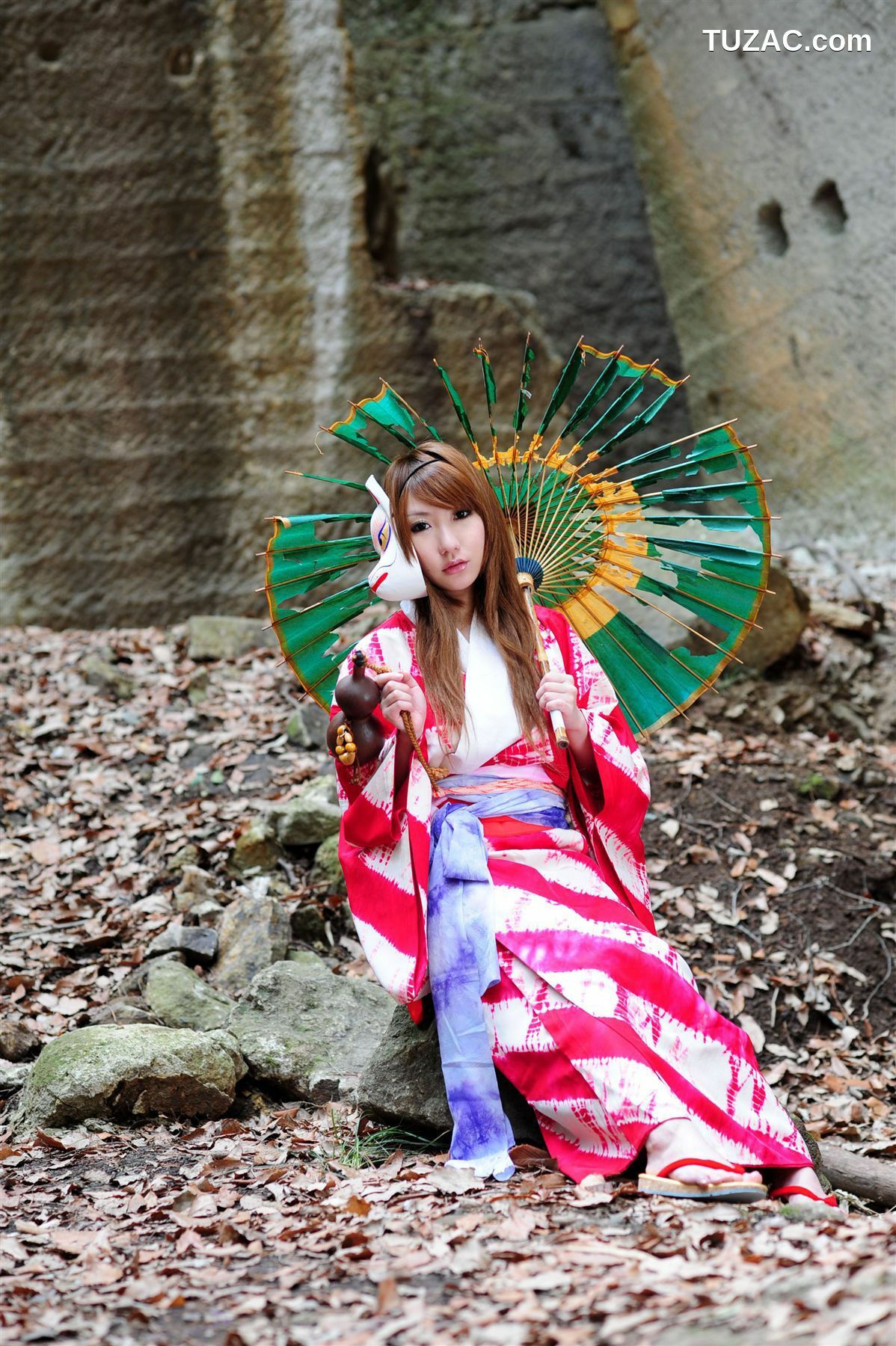 日本CosPlay_サク (绫香) 《霞んでく記憶の中に雪 貴方の為に祈つた》 写真集