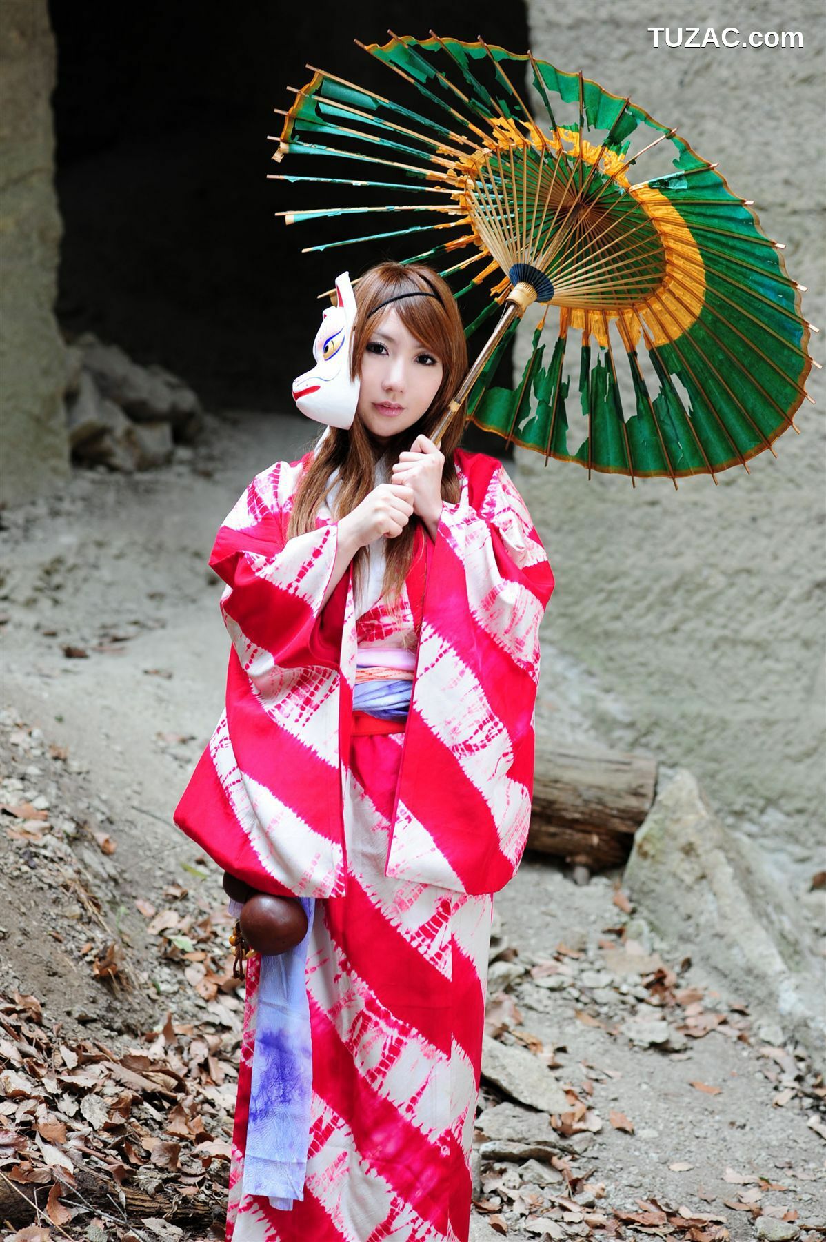 日本CosPlay_サク (绫香) 《霞んでく記憶の中に雪 貴方の為に祈つた》 写真集