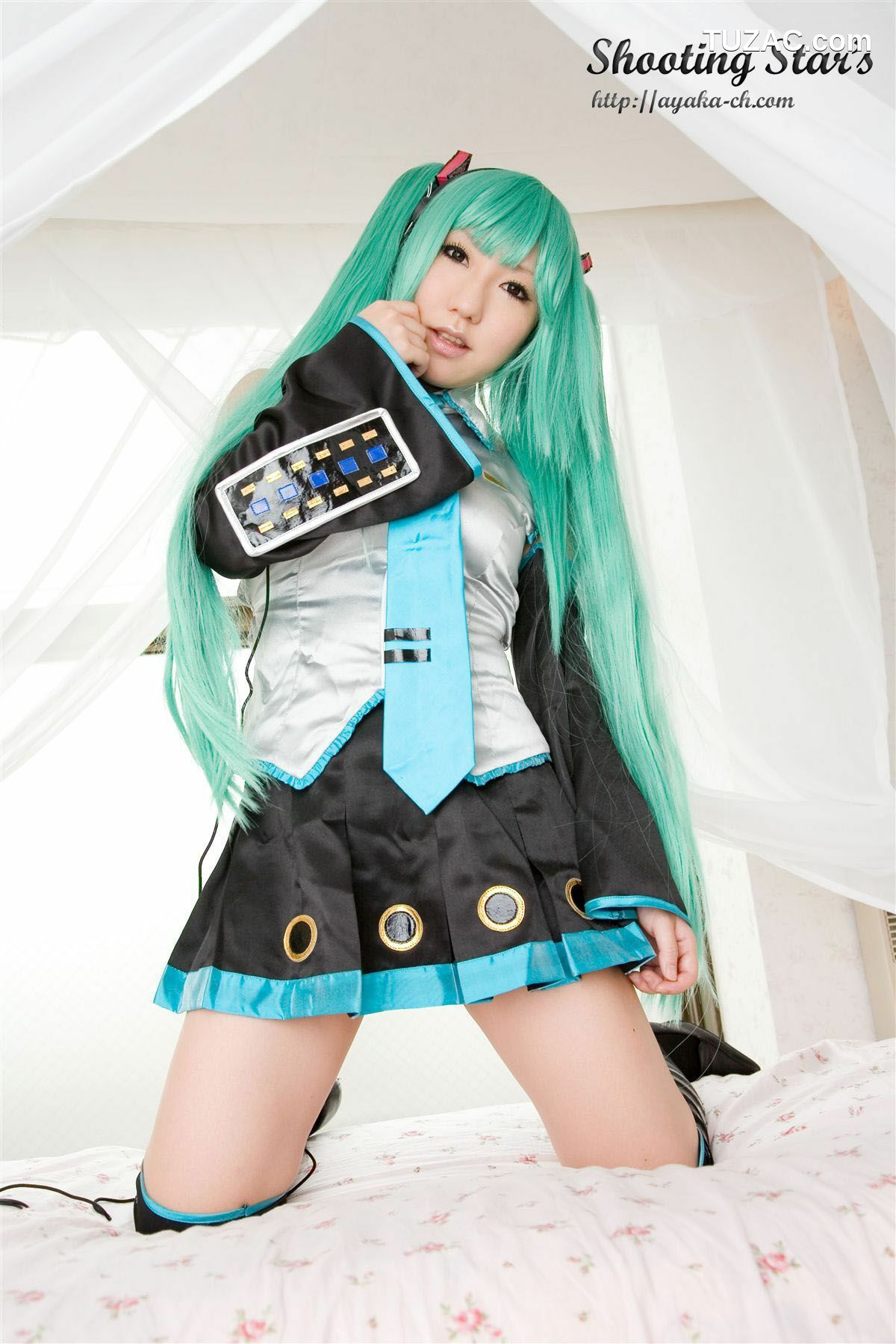 日本CosPlay_サク (绫香 Saku Ayaka) 《VOCALOID》Hatsune Miku 写真集[70P]