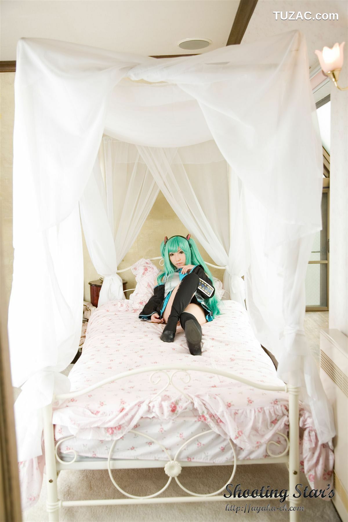 日本CosPlay_サク (绫香 Saku Ayaka) 《VOCALOID》Hatsune Miku 写真集[70P]