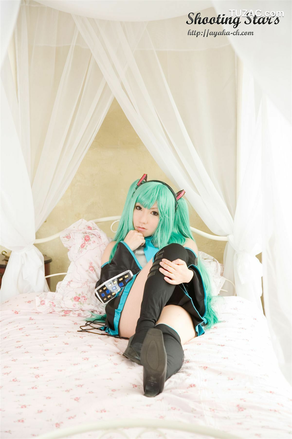 日本CosPlay_サク (绫香 Saku Ayaka) 《VOCALOID》Hatsune Miku 写真集[70P]