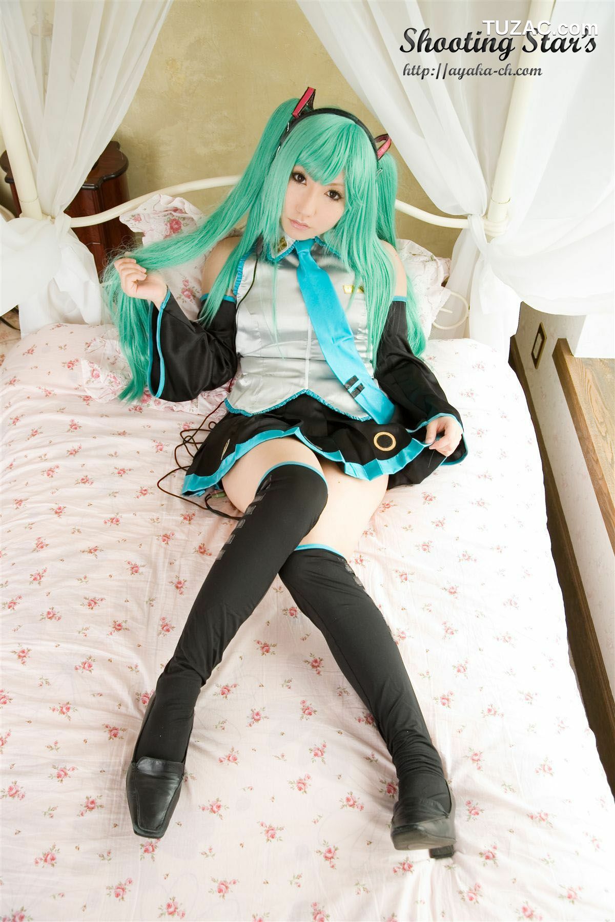 日本CosPlay_サク (绫香 Saku Ayaka) 《VOCALOID》Hatsune Miku 写真集[70P]