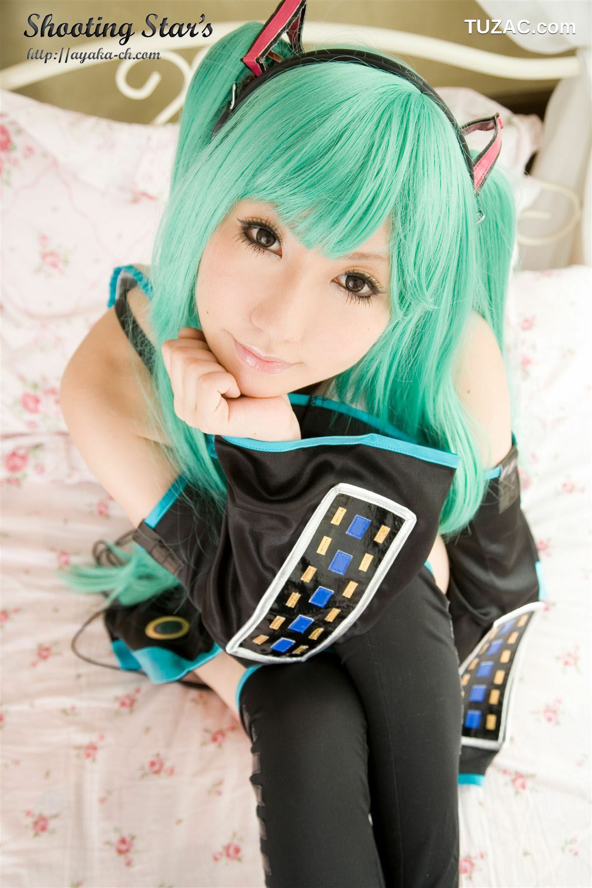 日本CosPlay_サク (绫香 Saku Ayaka) 《VOCALOID》Hatsune Miku 写真集[70P]