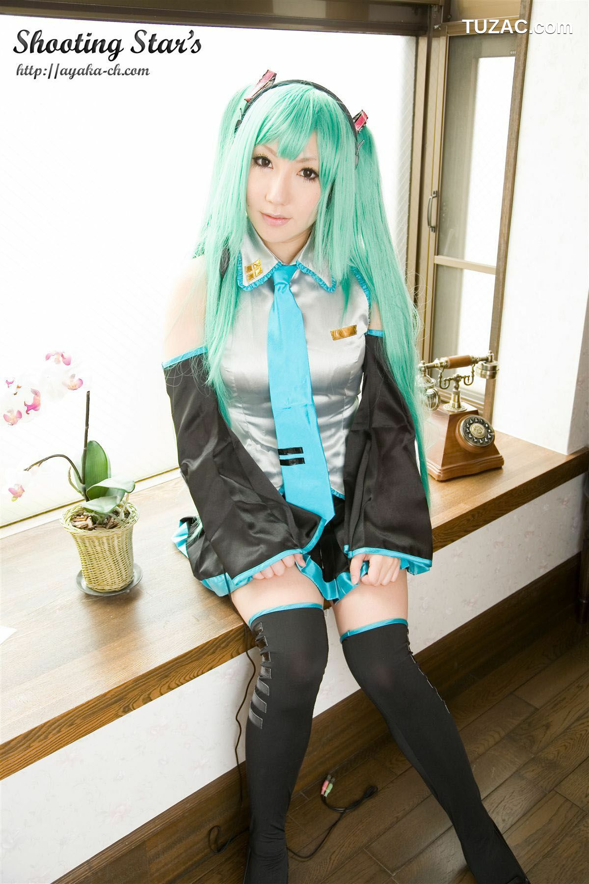 日本CosPlay_サク (绫香 Saku Ayaka) 《VOCALOID》Hatsune Miku 写真集[70P]