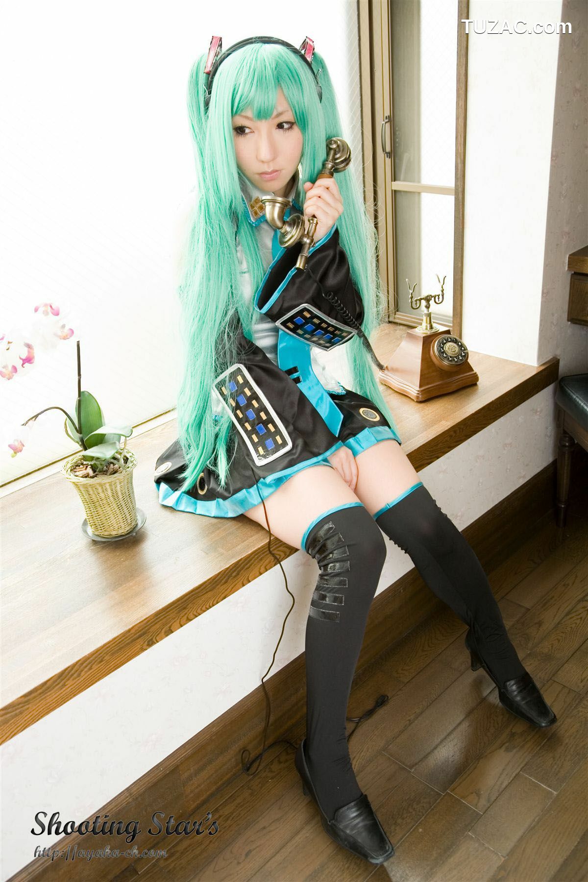 日本CosPlay_サク (绫香 Saku Ayaka) 《VOCALOID》Hatsune Miku 写真集[70P]