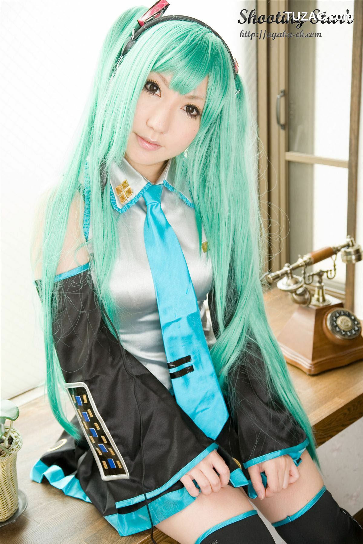 日本CosPlay_サク (绫香 Saku Ayaka) 《VOCALOID》Hatsune Miku 写真集[70P]