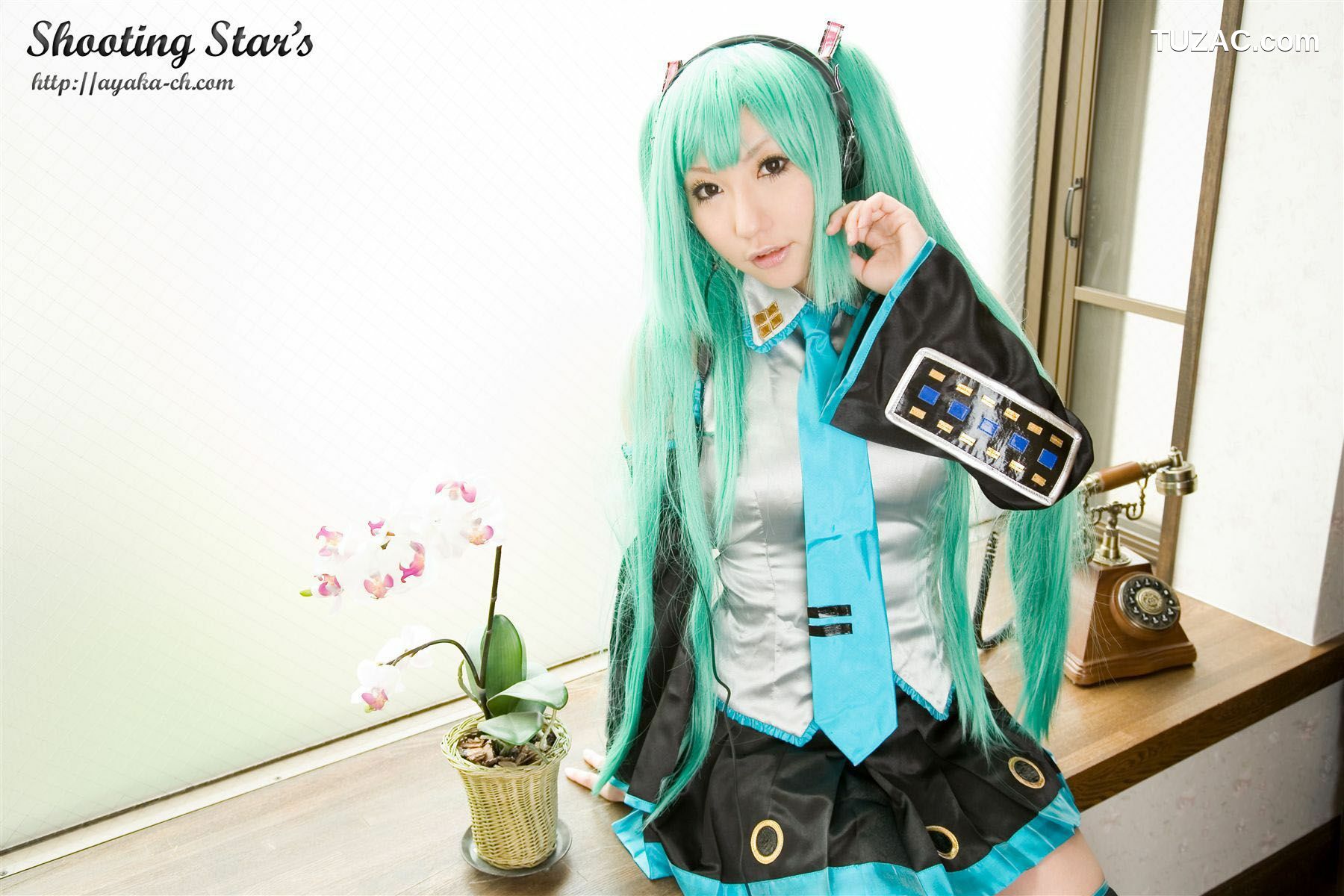 日本CosPlay_サク (绫香 Saku Ayaka) 《VOCALOID》Hatsune Miku 写真集[70P]