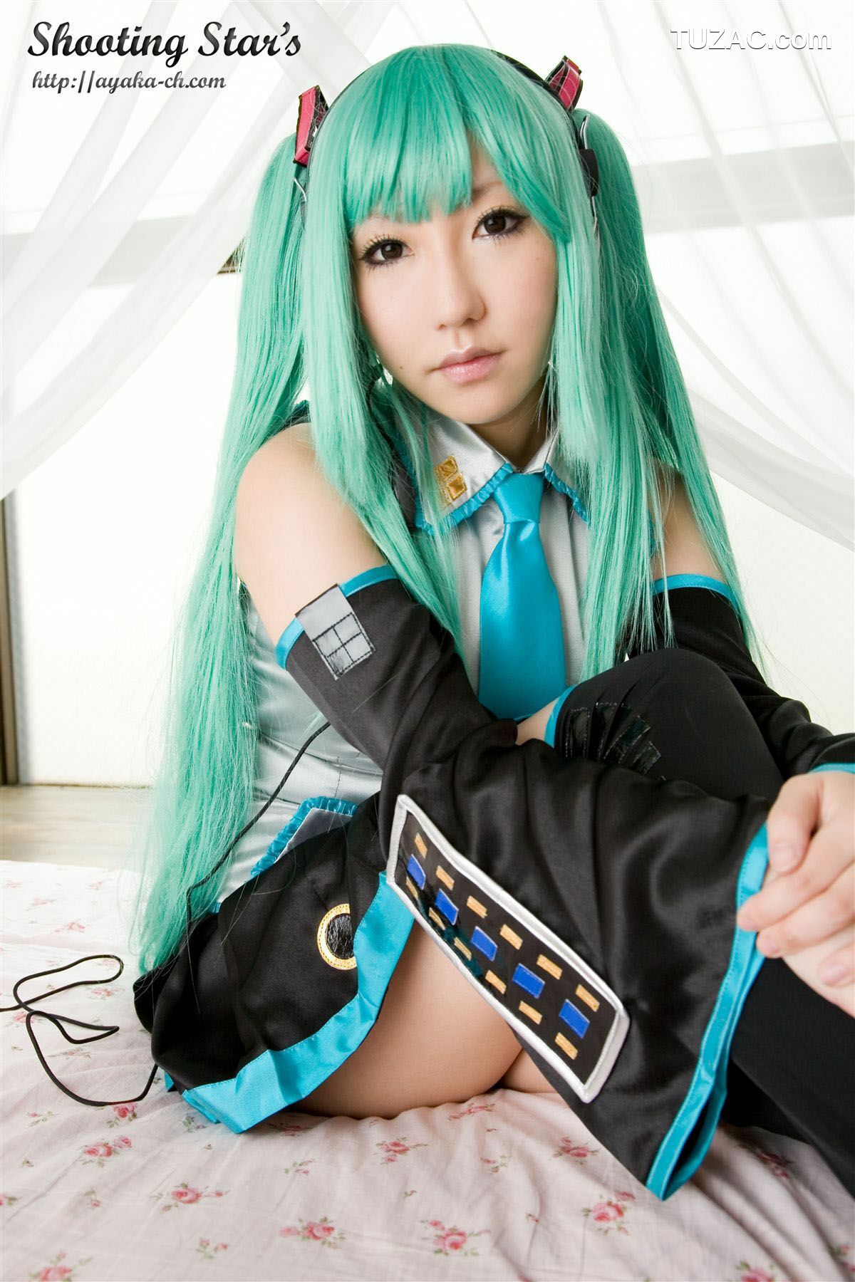 日本CosPlay_サク (绫香 Saku Ayaka) 《VOCALOID》Hatsune Miku 写真集[70P]