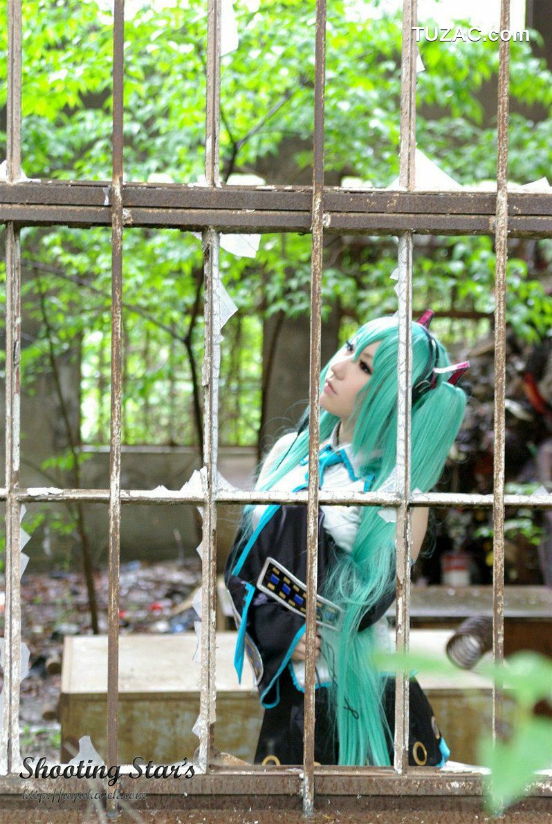 日本CosPlay_サク (绫香 Saku Ayaka) 《VOCALOID》Hatsune Miku 写真集[70P]