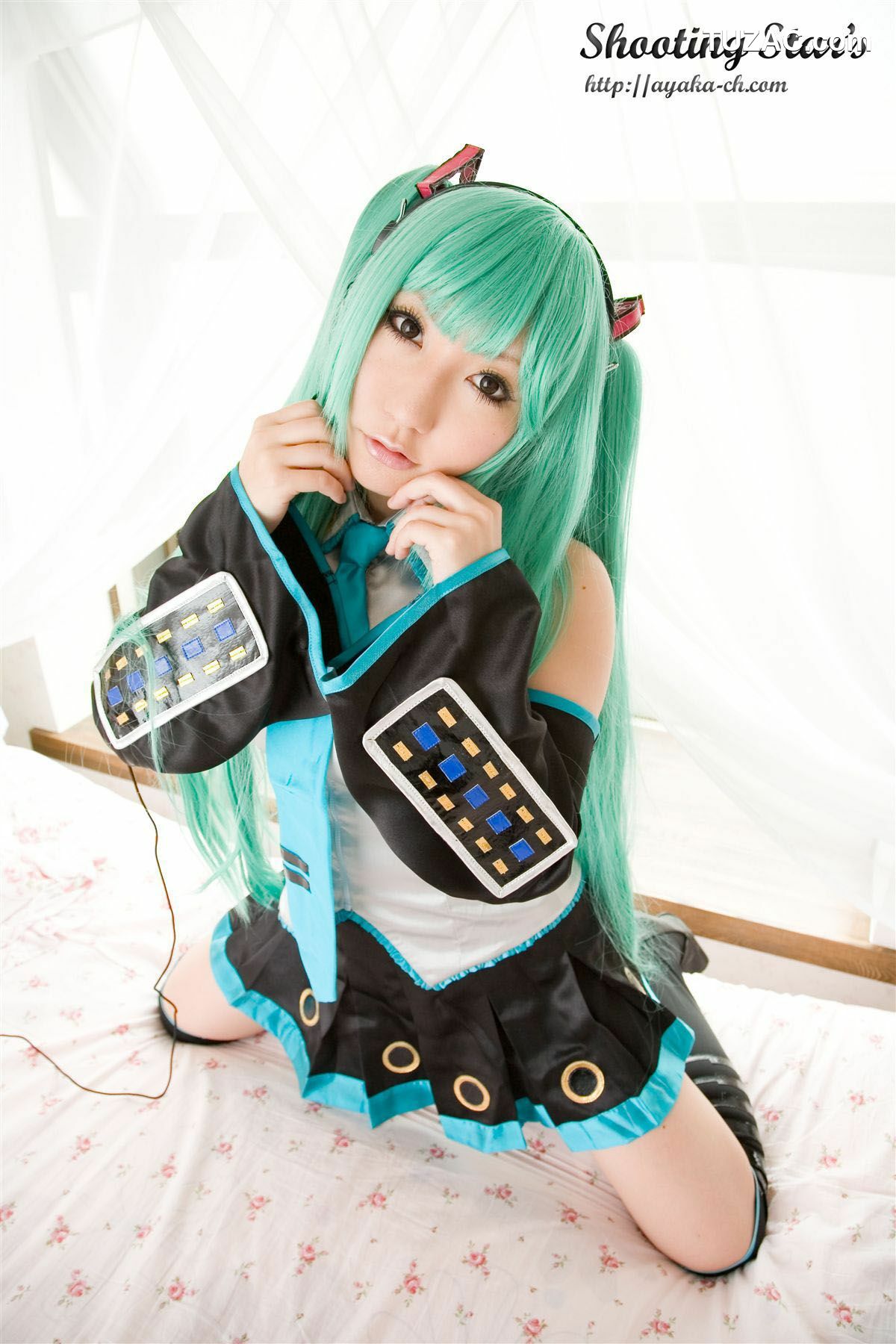 日本CosPlay_サク (绫香 Saku Ayaka) 《VOCALOID》Hatsune Miku 写真集[70P]