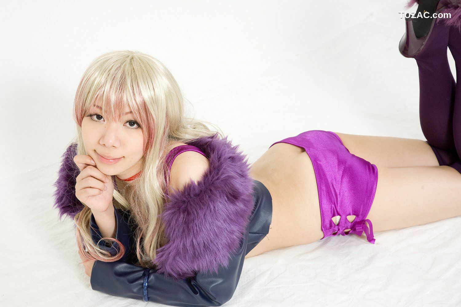 日本CosPlay_チョコボール向囲&amp;酸っぱい甘味所 《マクロスF》マクロストライアングル》 写真集