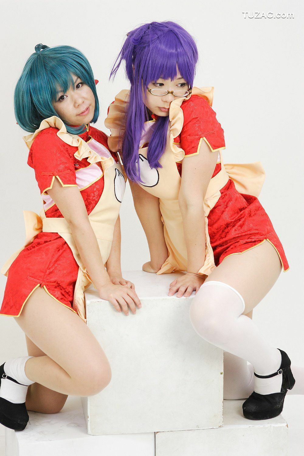 日本CosPlay_チョコボール向囲&amp;酸っぱい甘味所 《マクロスF》マクロストライアングル》 写真集