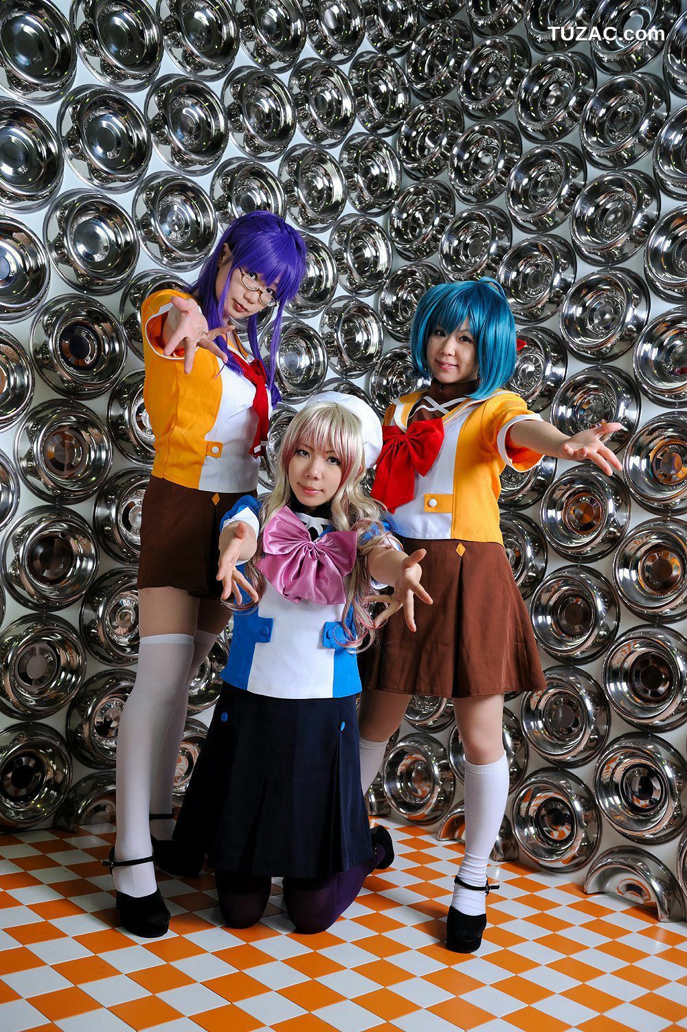 日本CosPlay_チョコボール向囲&amp;酸っぱい甘味所 《マクロスF》マクロストライアングル》 写真集