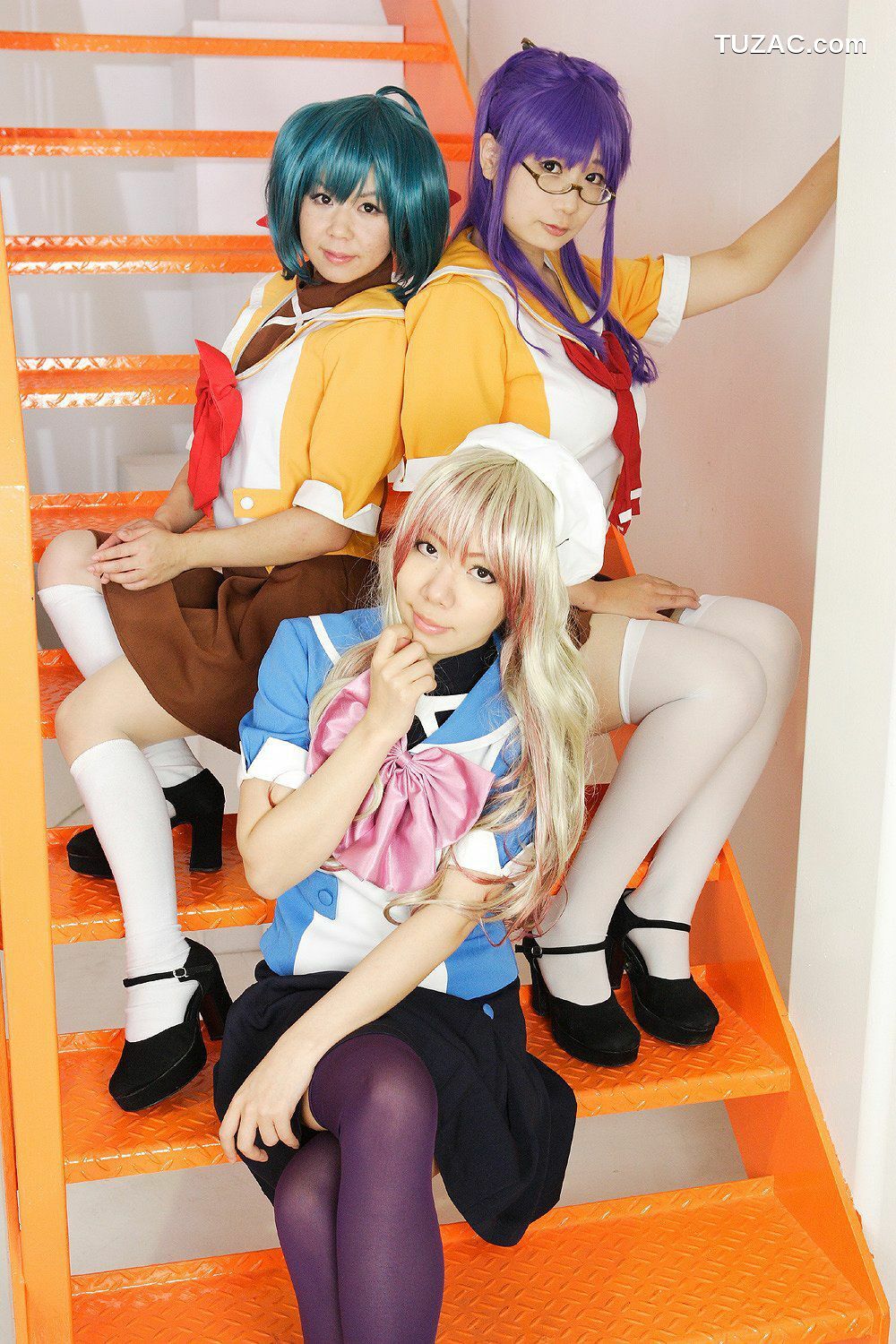 日本CosPlay_チョコボール向囲&amp;酸っぱい甘味所 《マクロスF》マクロストライアングル》 写真集