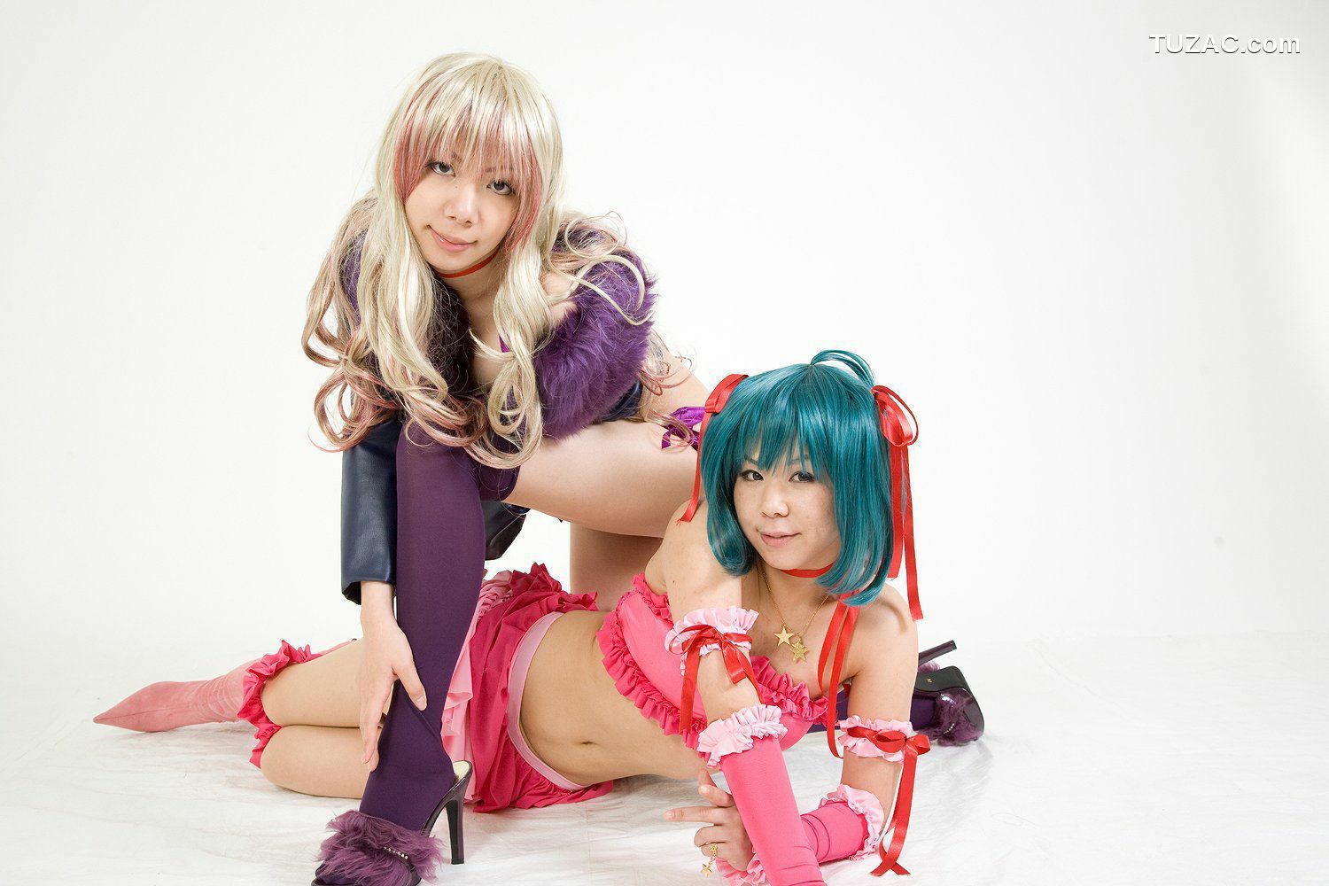 日本CosPlay_チョコボール向囲&amp;酸っぱい甘味所 《マクロスF》マクロストライアングル》 写真集