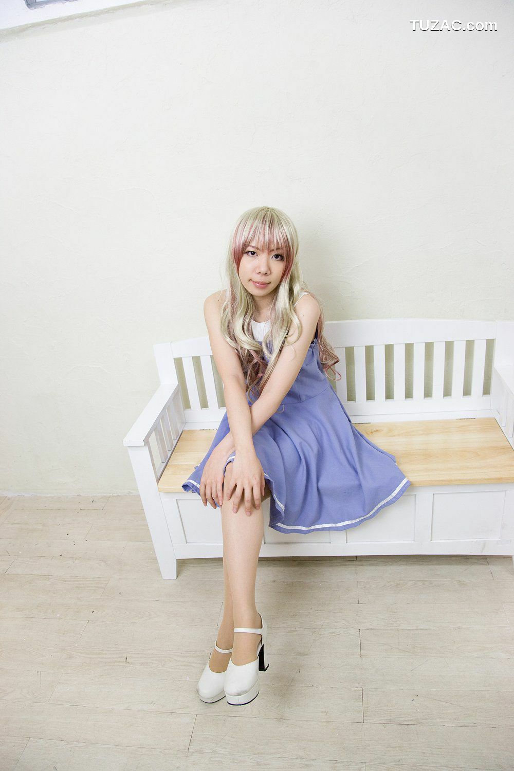 日本CosPlay_チョコボール向囲&amp;酸っぱい甘味所 《マクロスF》マクロストライアングル》 写真集