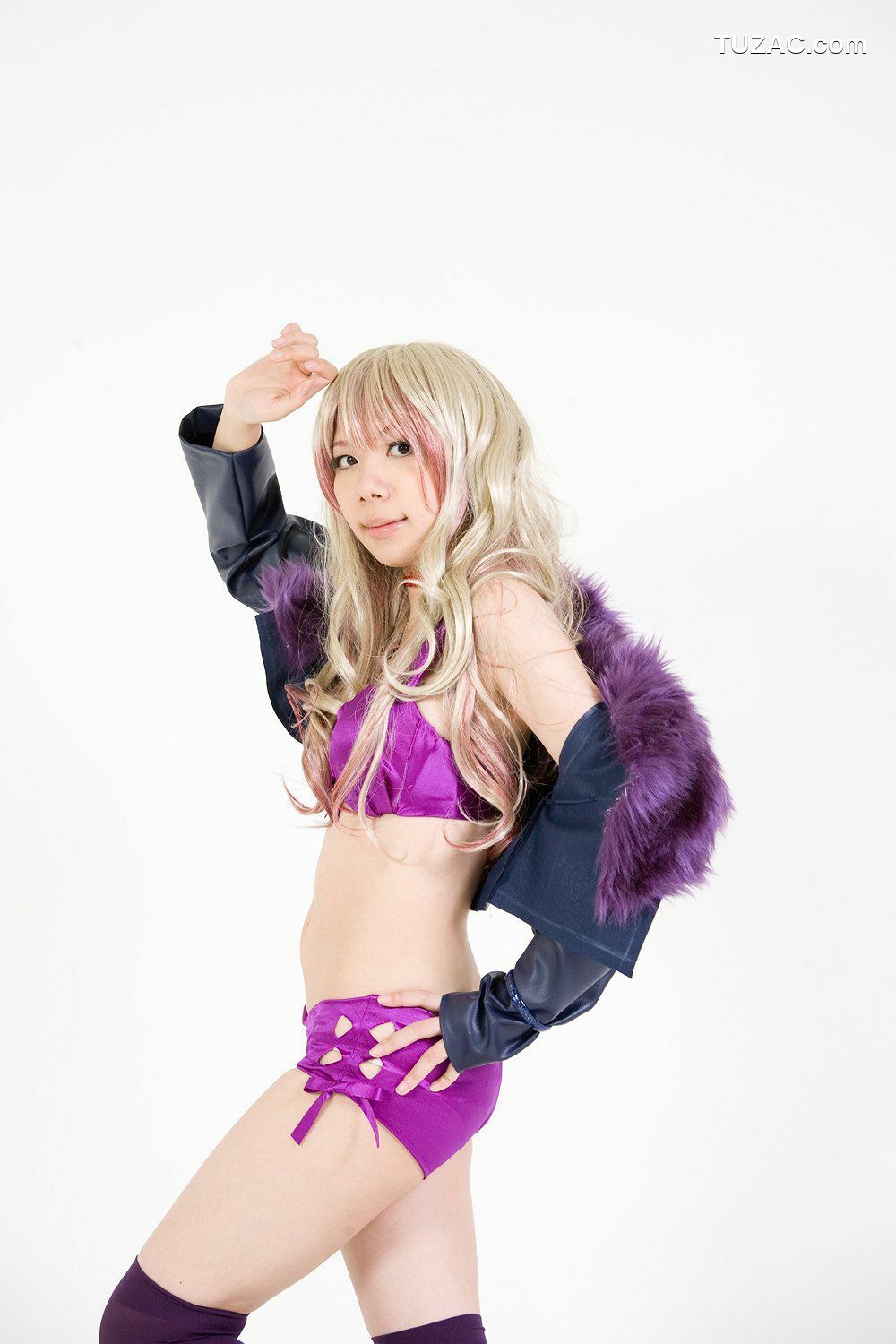 日本CosPlay_チョコボール向囲&amp;酸っぱい甘味所 《マクロスF》マクロストライアングル》 写真集